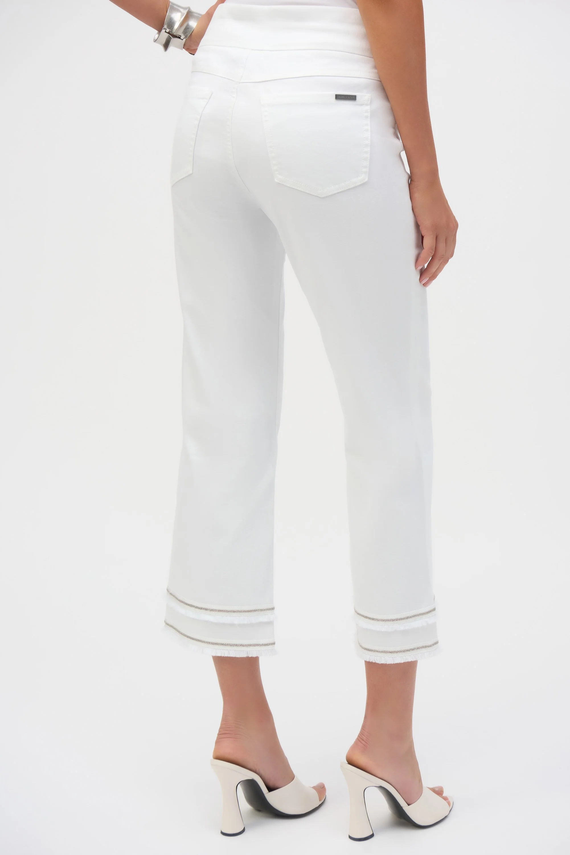252914 Joseph Ribkoff white jeans - Image 4