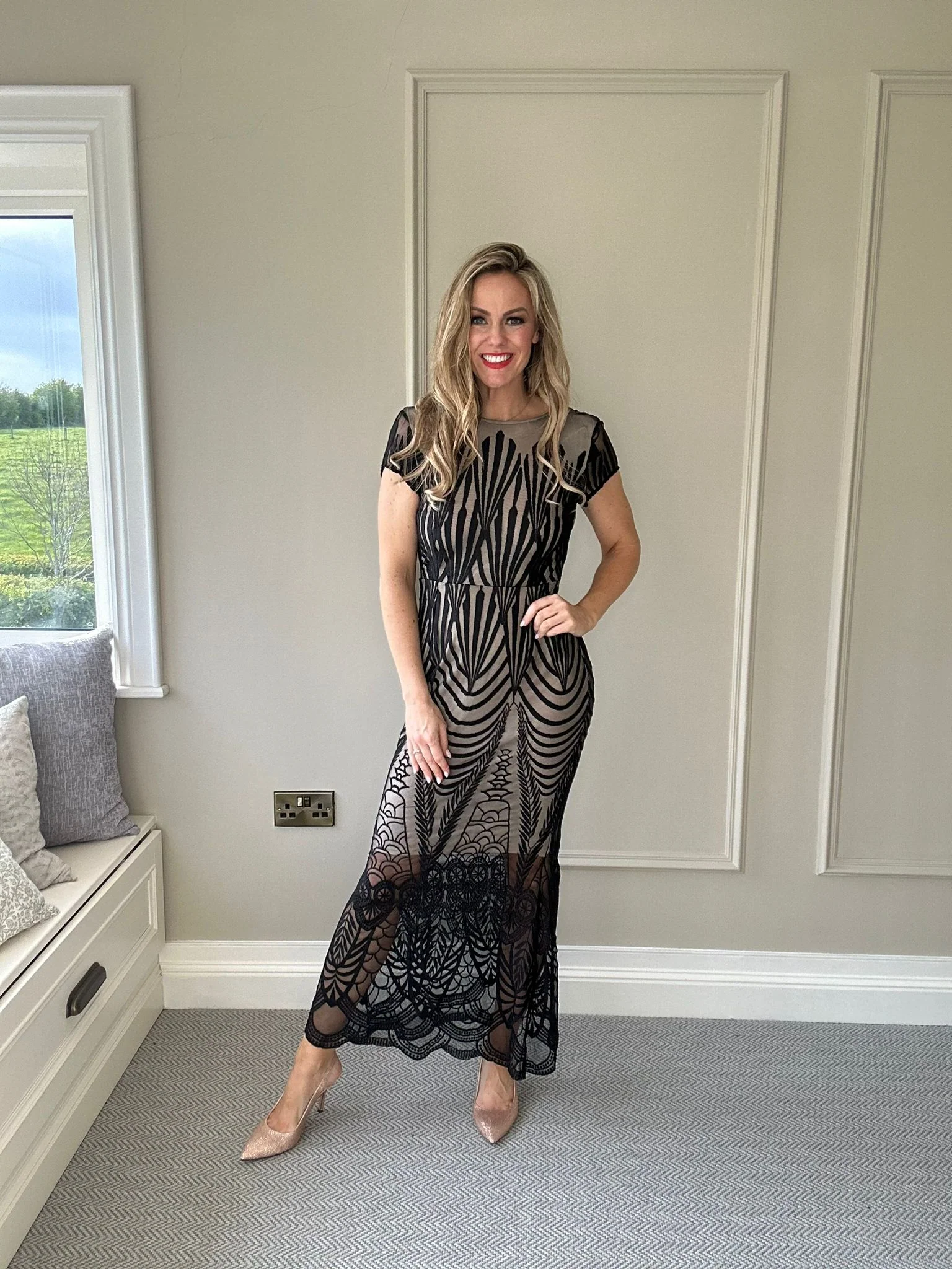 Annabelle black/nude dress 241776 - Image 3