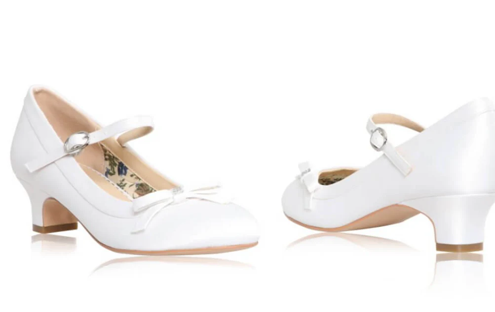 Beth first communion shoe - Image 2
