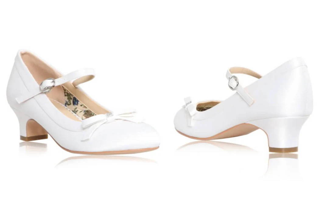 Beth first communion shoe - Image 4