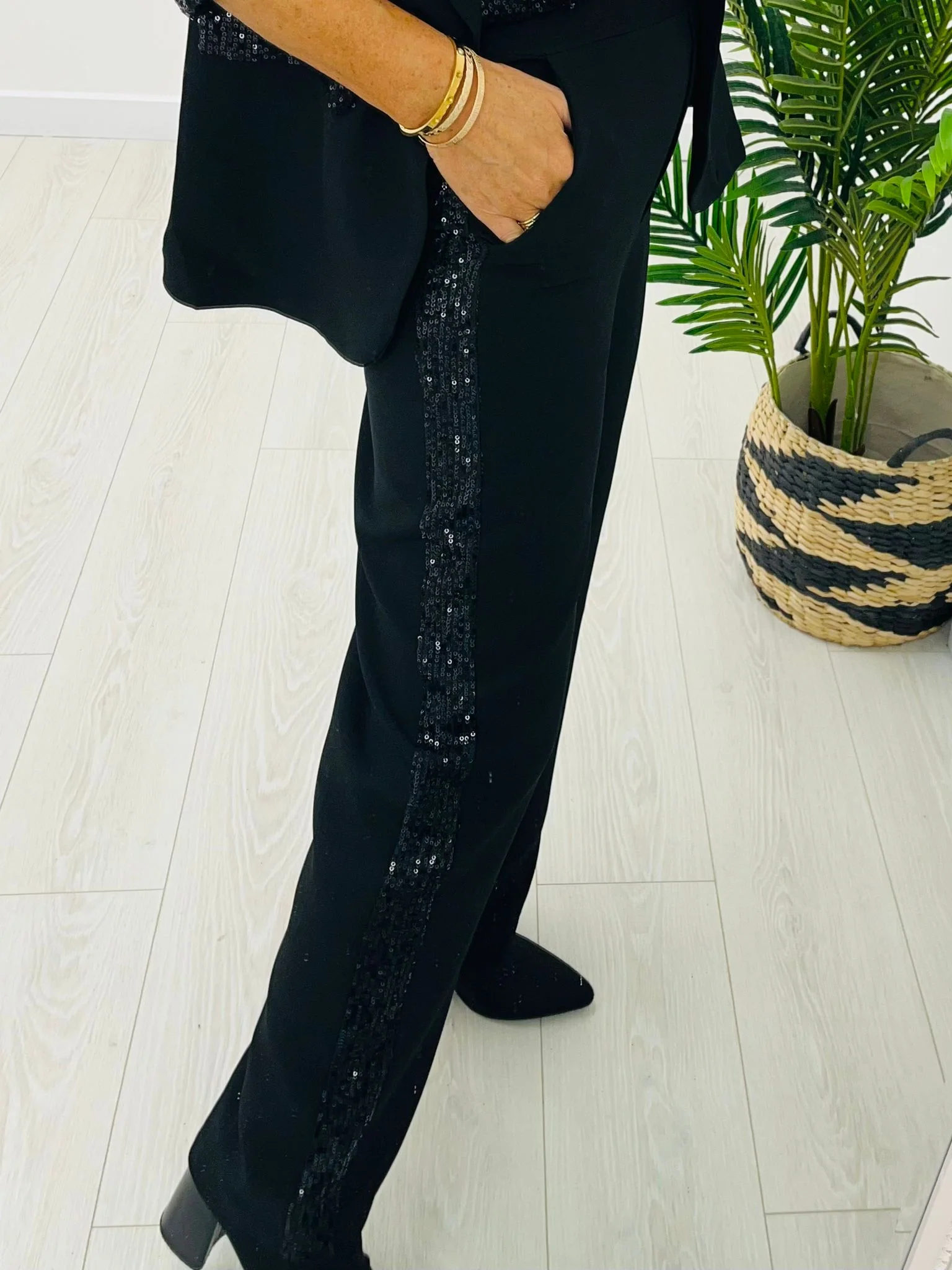 Black sequence stripe trouser hip - Image 3