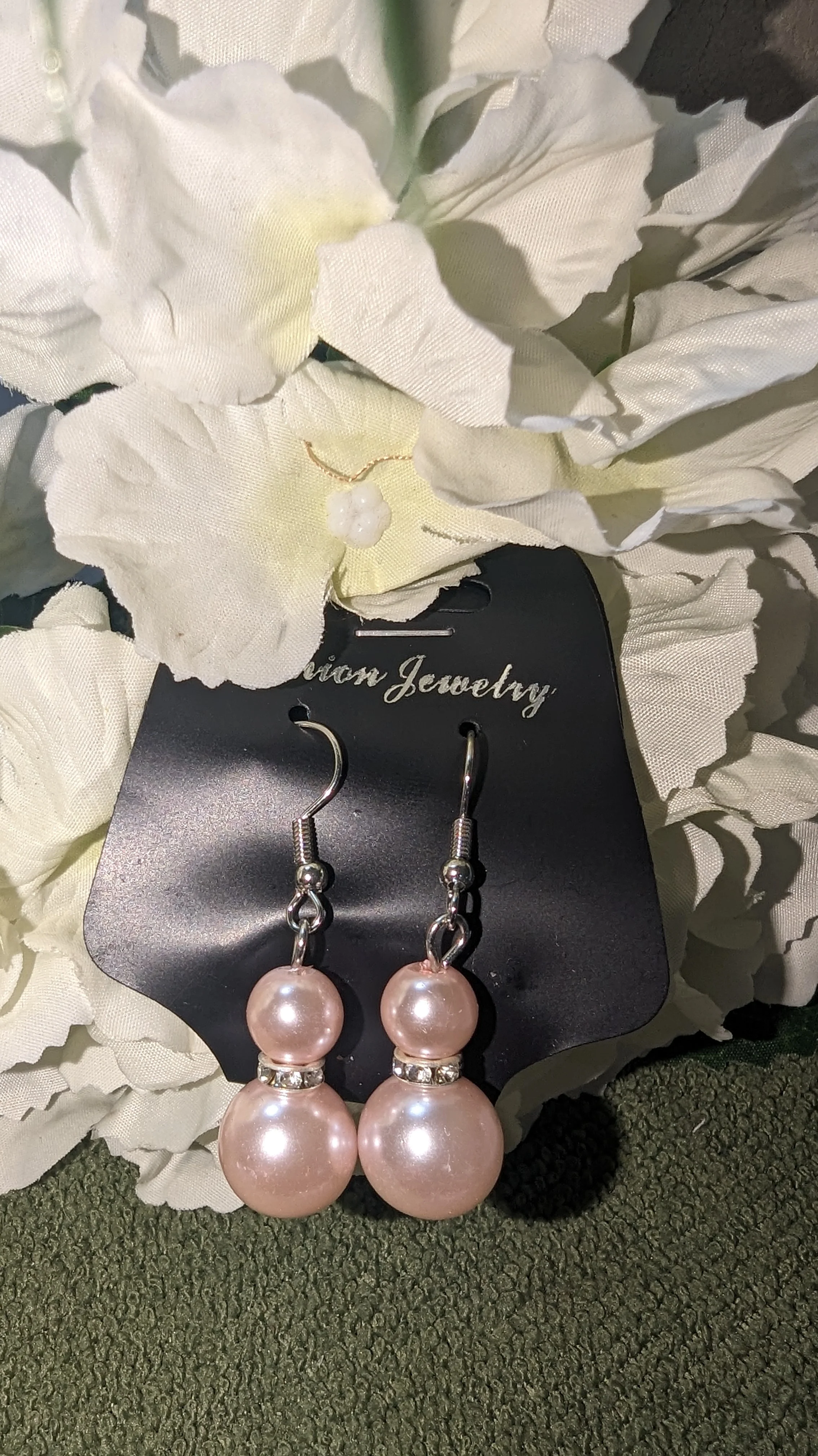 Blush pink 3 piece pearl set - Image 5