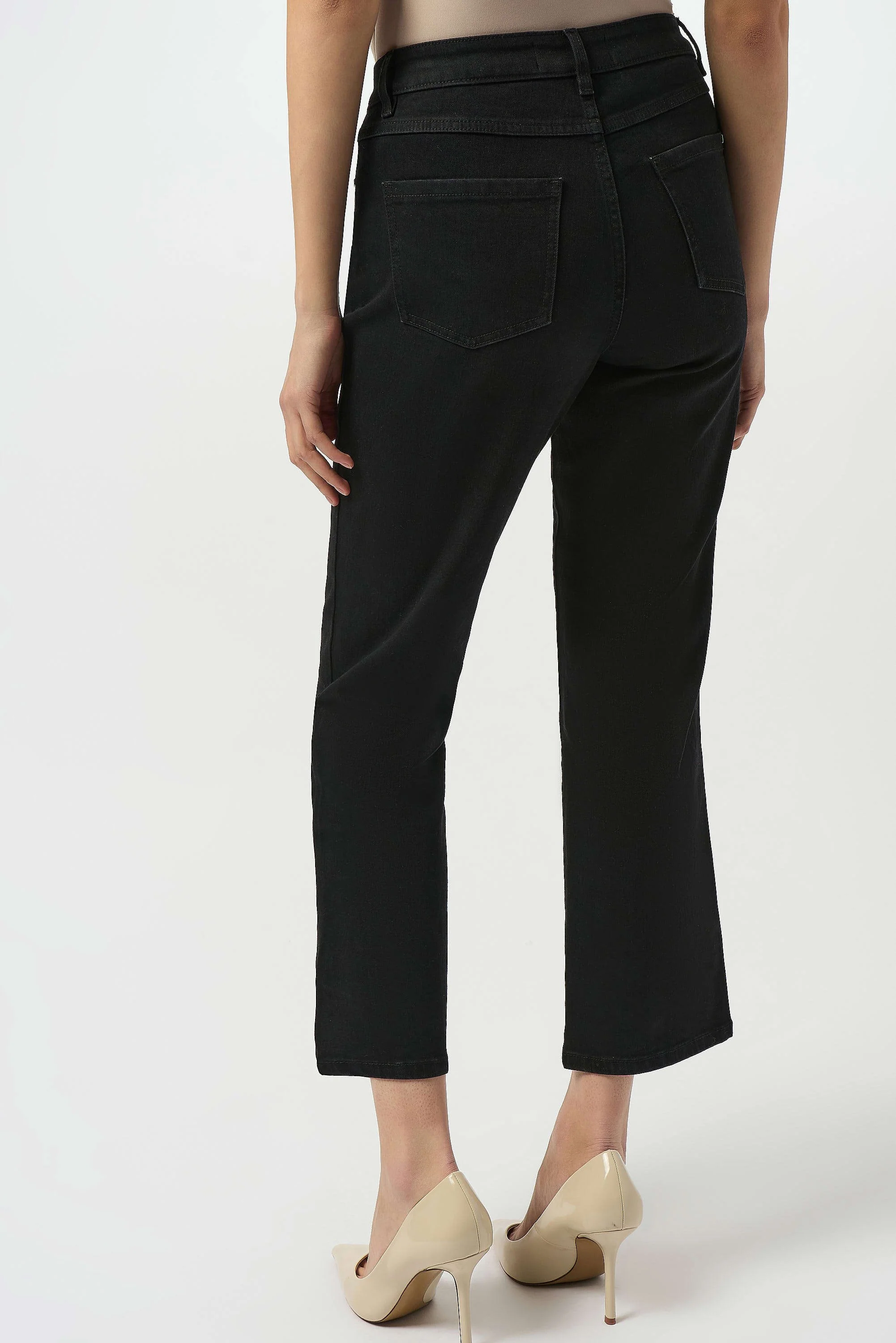 Classic Straight Leg Stretch Denim Jeans / black
253986
_ - Image 5