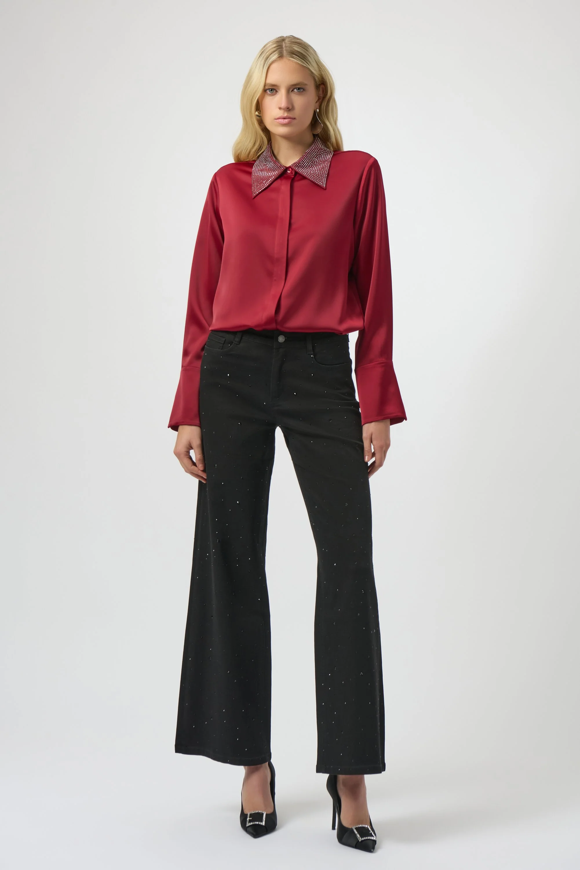 Classic Wide Leg Jeans with Rhinestones
254962 - Image 2
