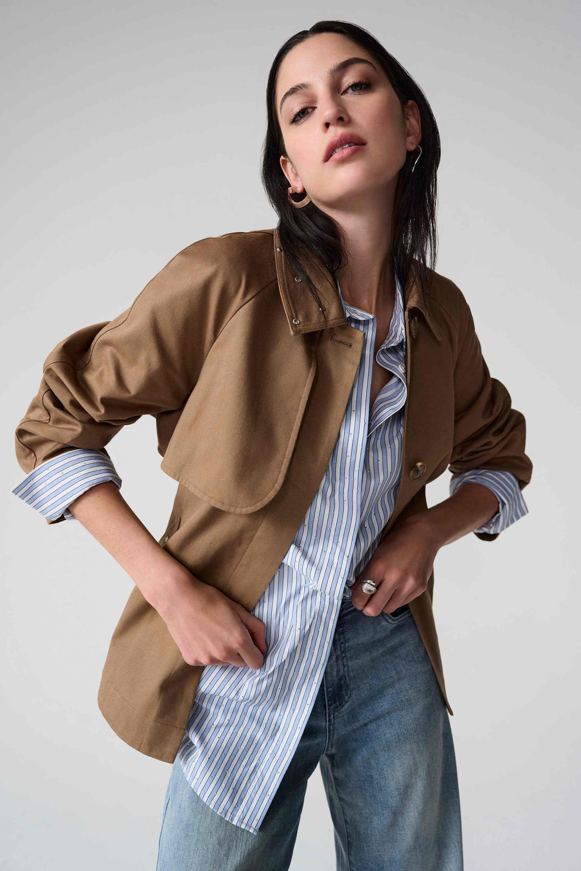 Cotton Twill Short Trench with Belt and Rhinestones Detail
261907 - Image 2