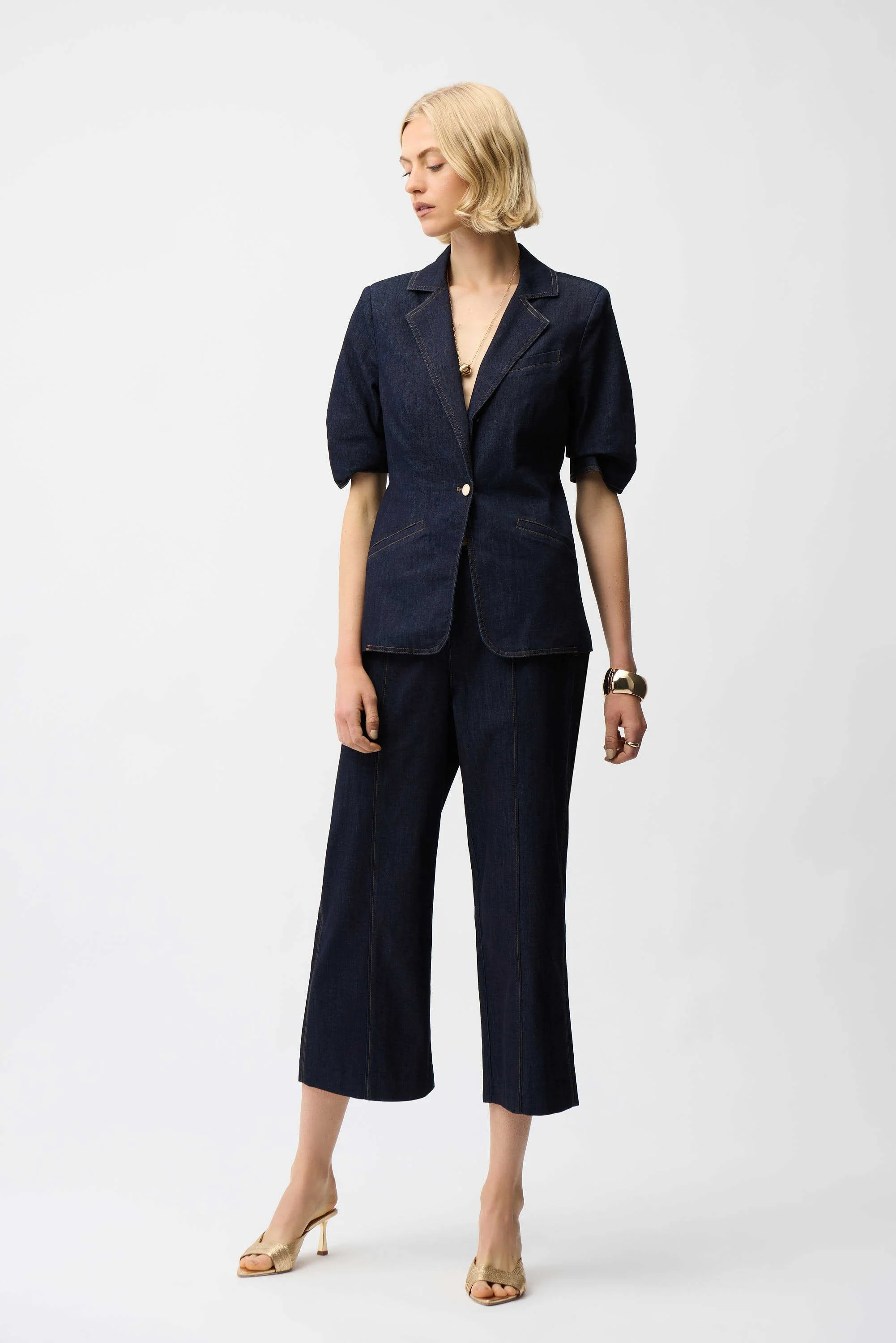 Denim Fitted Blazer
261968 Joseph Ribkoff - Image 4