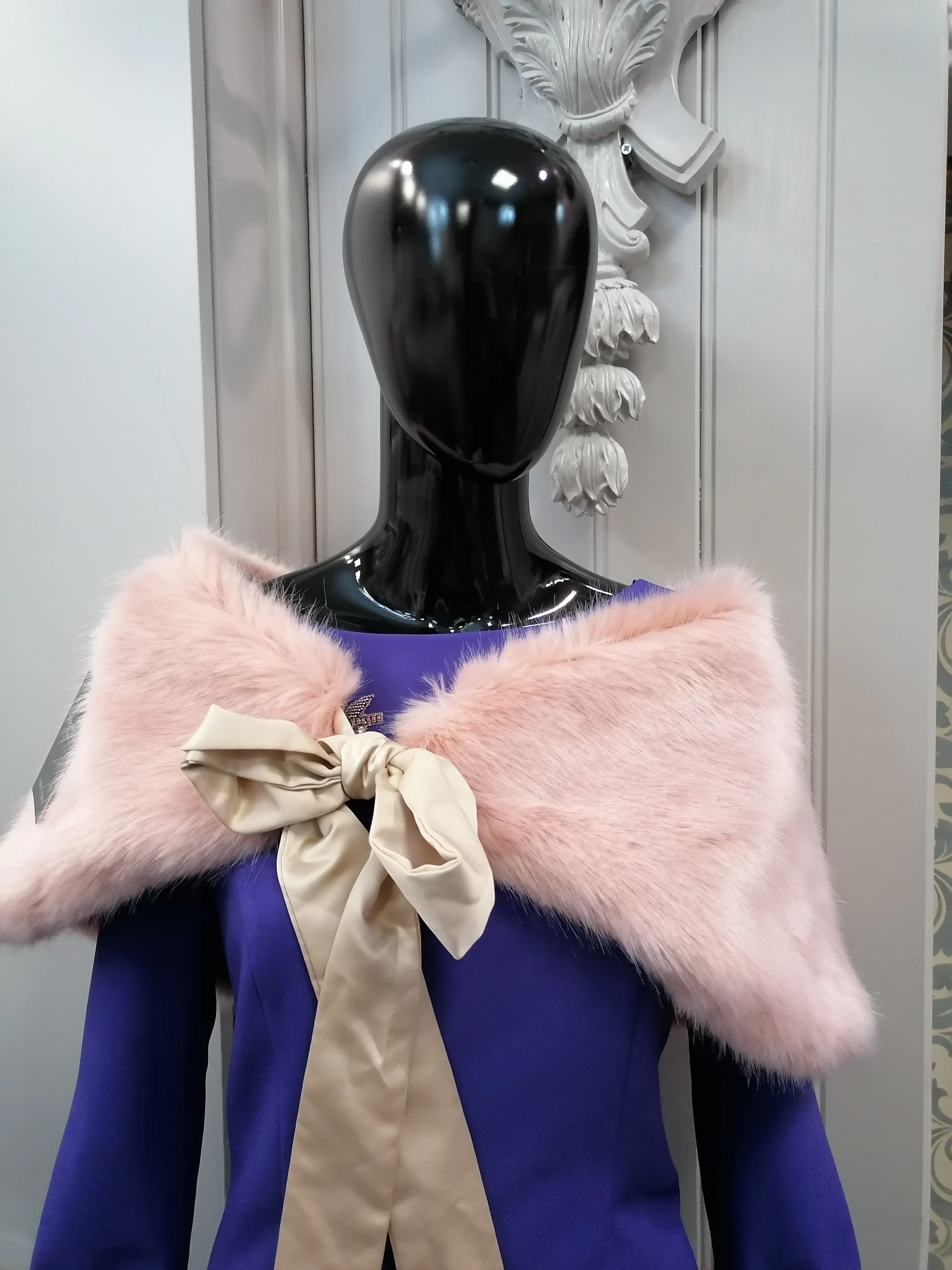 Dusky pink bridal wrap - Image 2