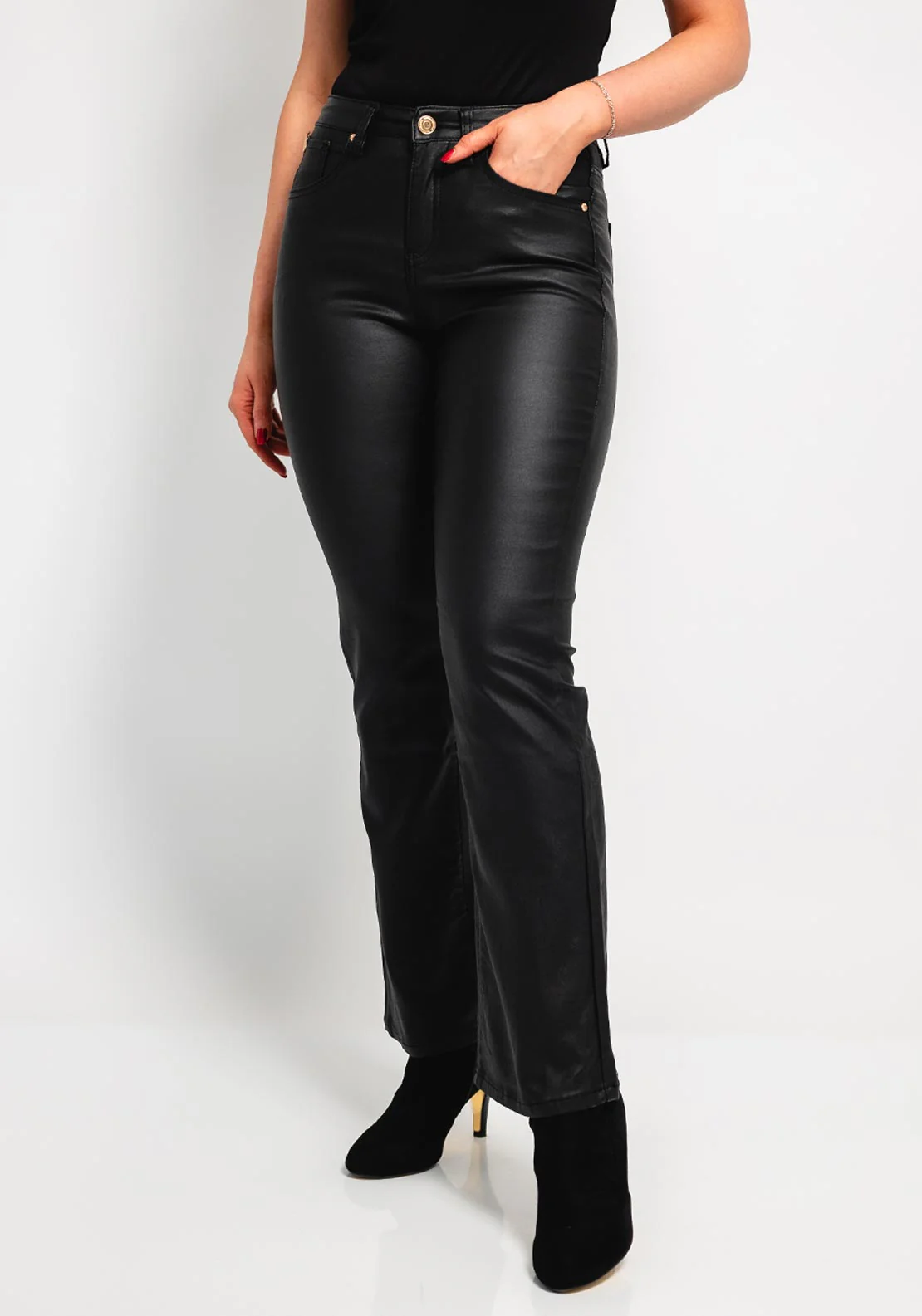 Eloise leatherette Jean rant and rave .