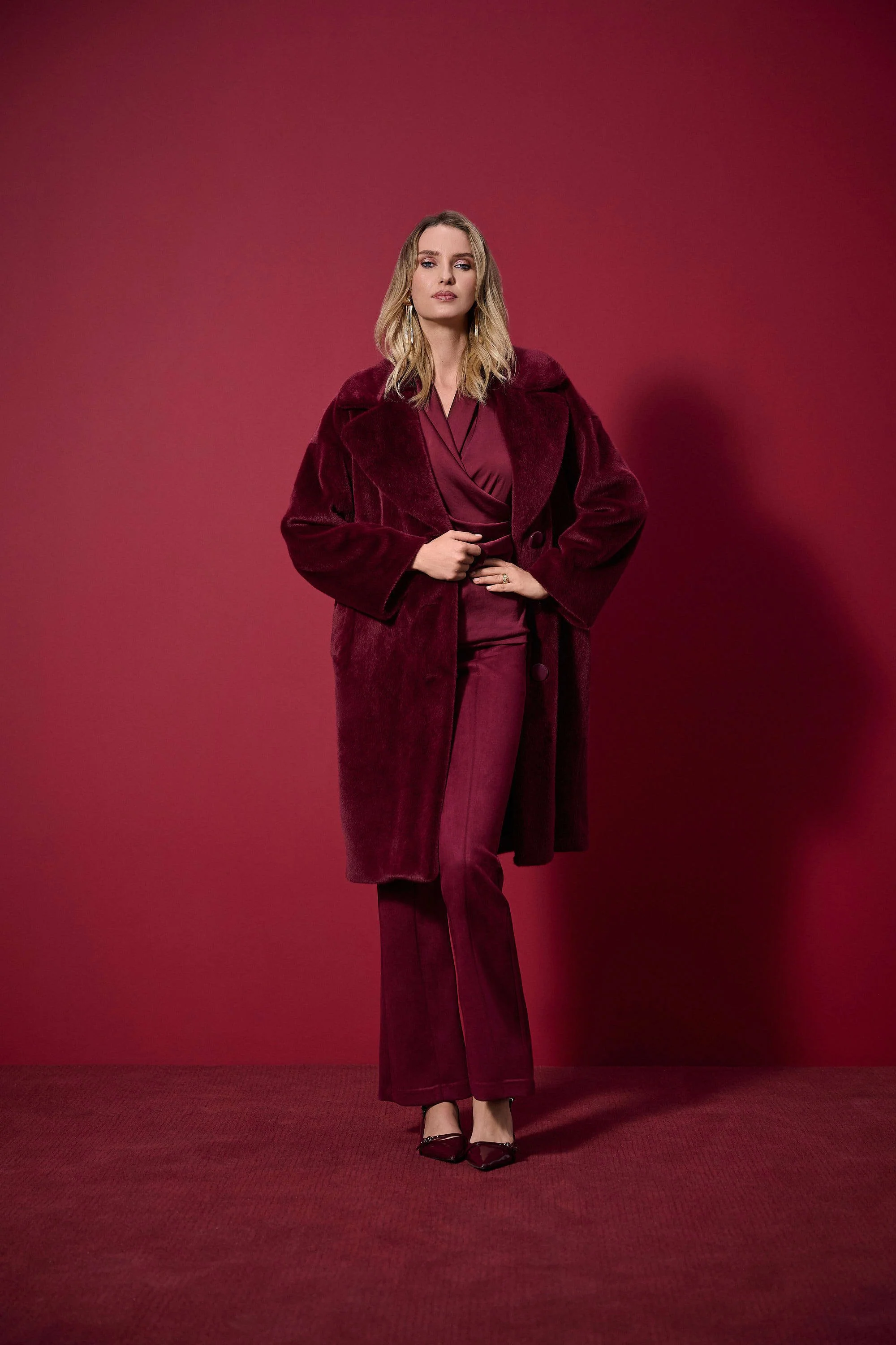 Faux Fur Straight Coat
243902F25 - Image 2