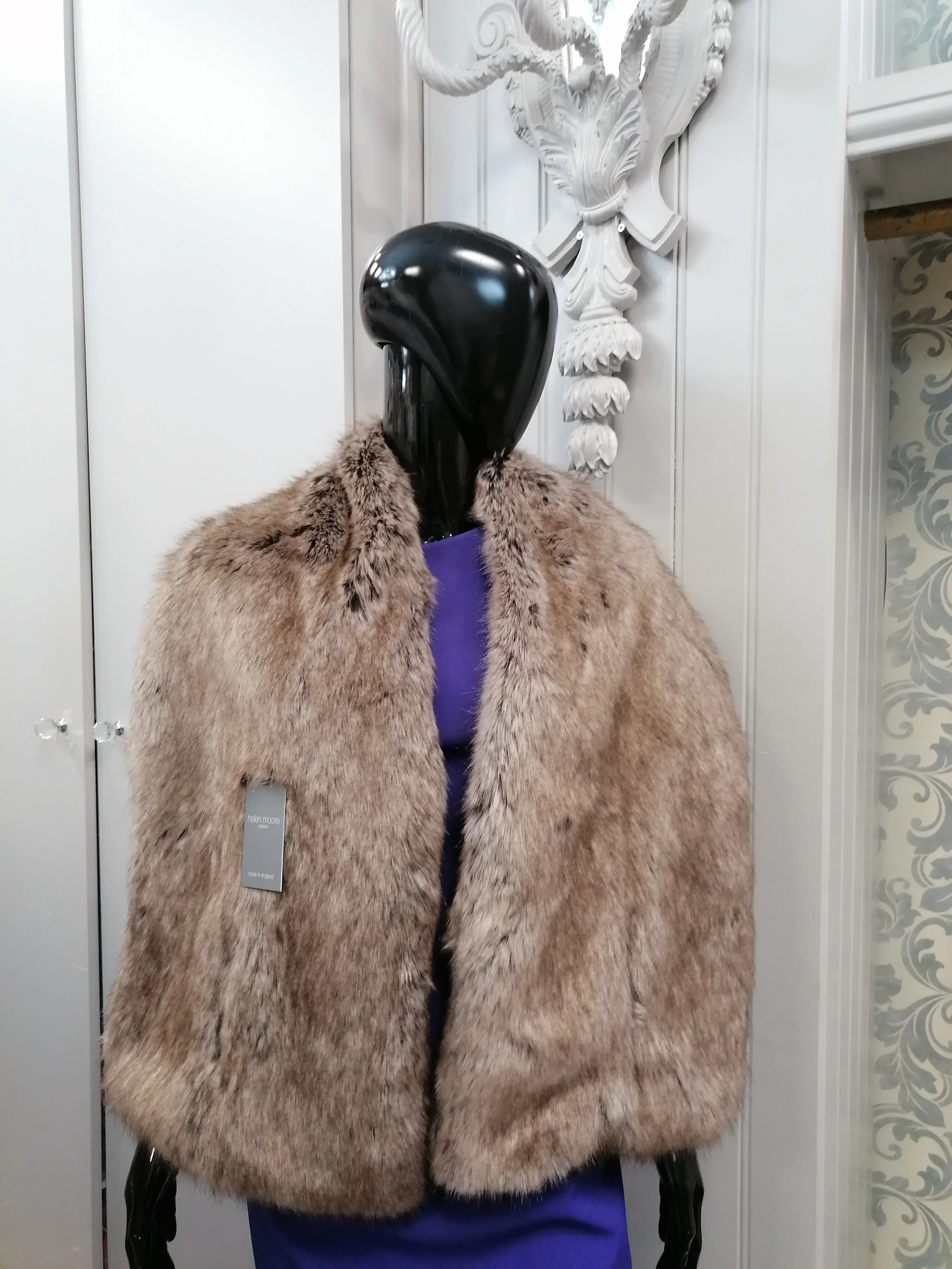 faux fur truffle pocket wrap - Image 3