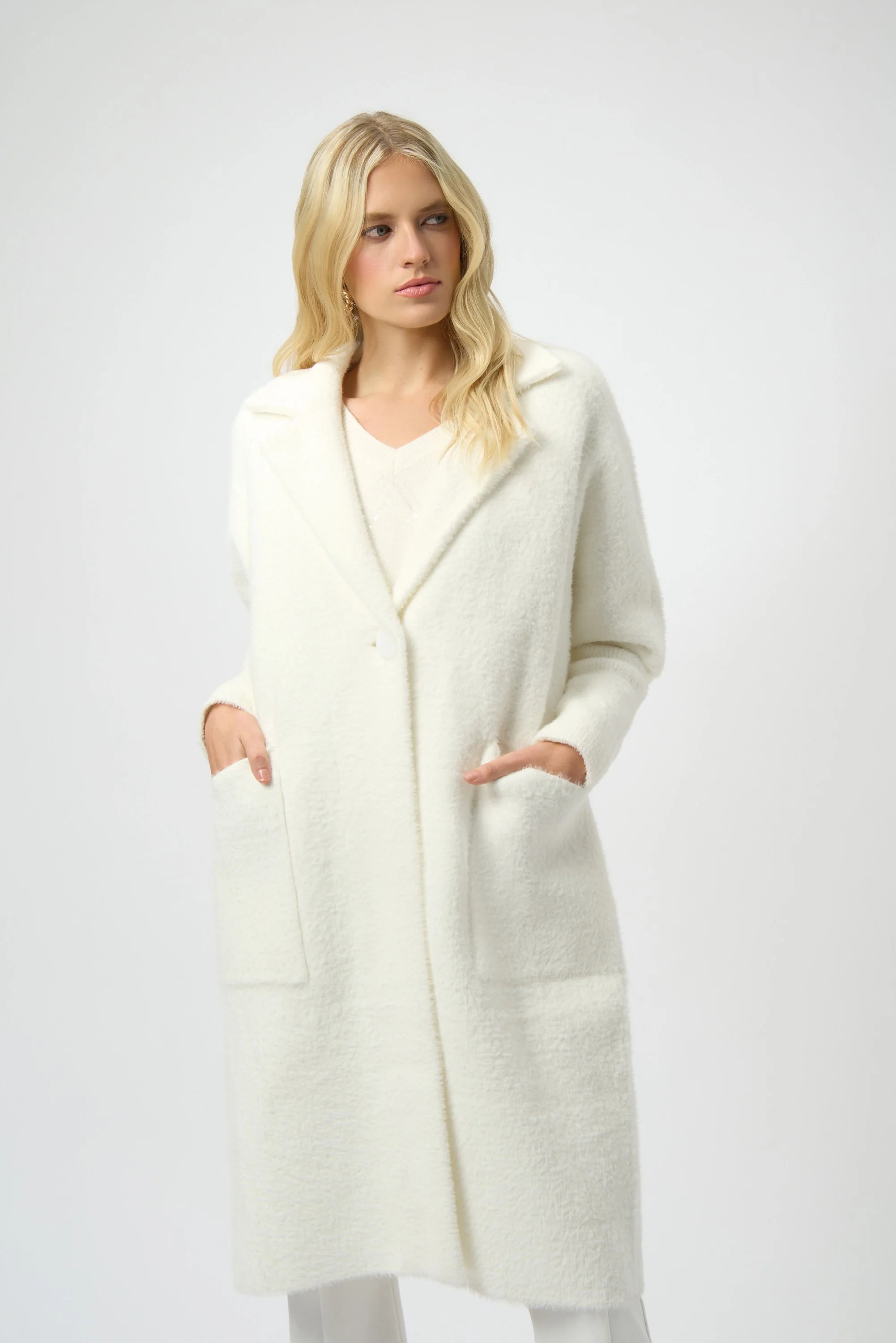 Feather Yarn and Faux Fur Sweater Coat - Image 5