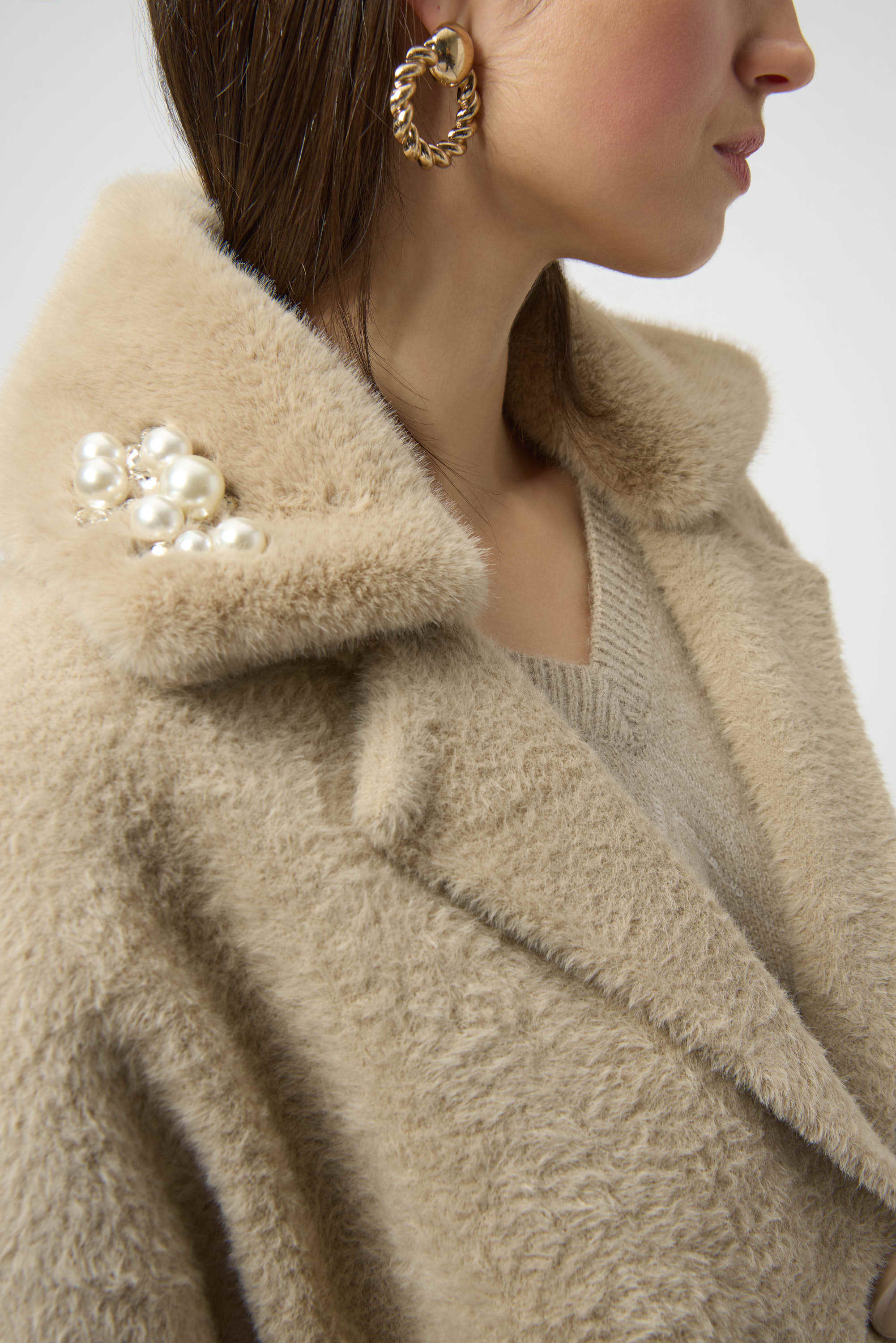 JOESPH RIBKOFF Feather Yarn and Faux Fur Sweater Coat - Image 3