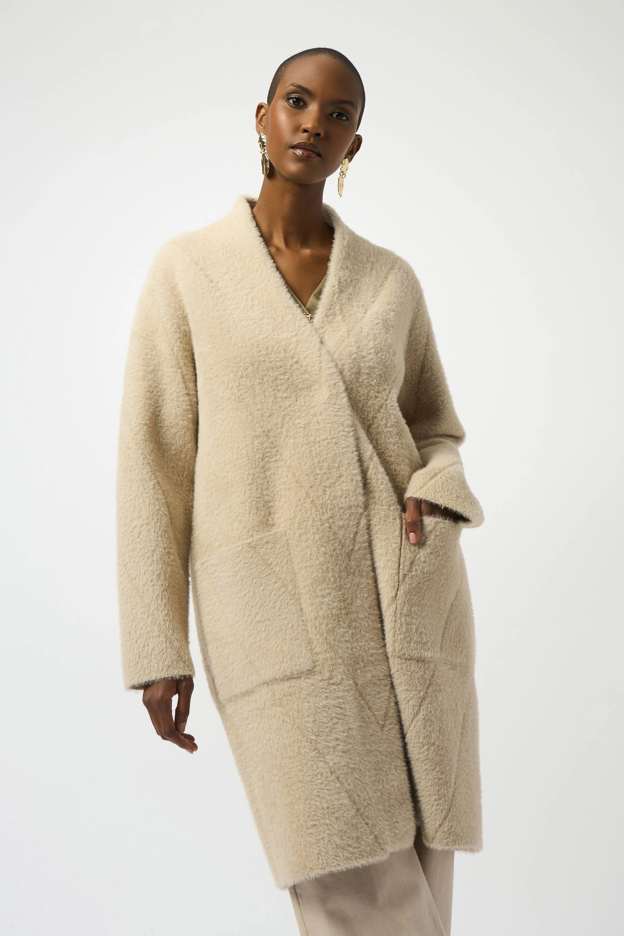 Feather Yarn Sweater Knit Coat
253955 - Image 2