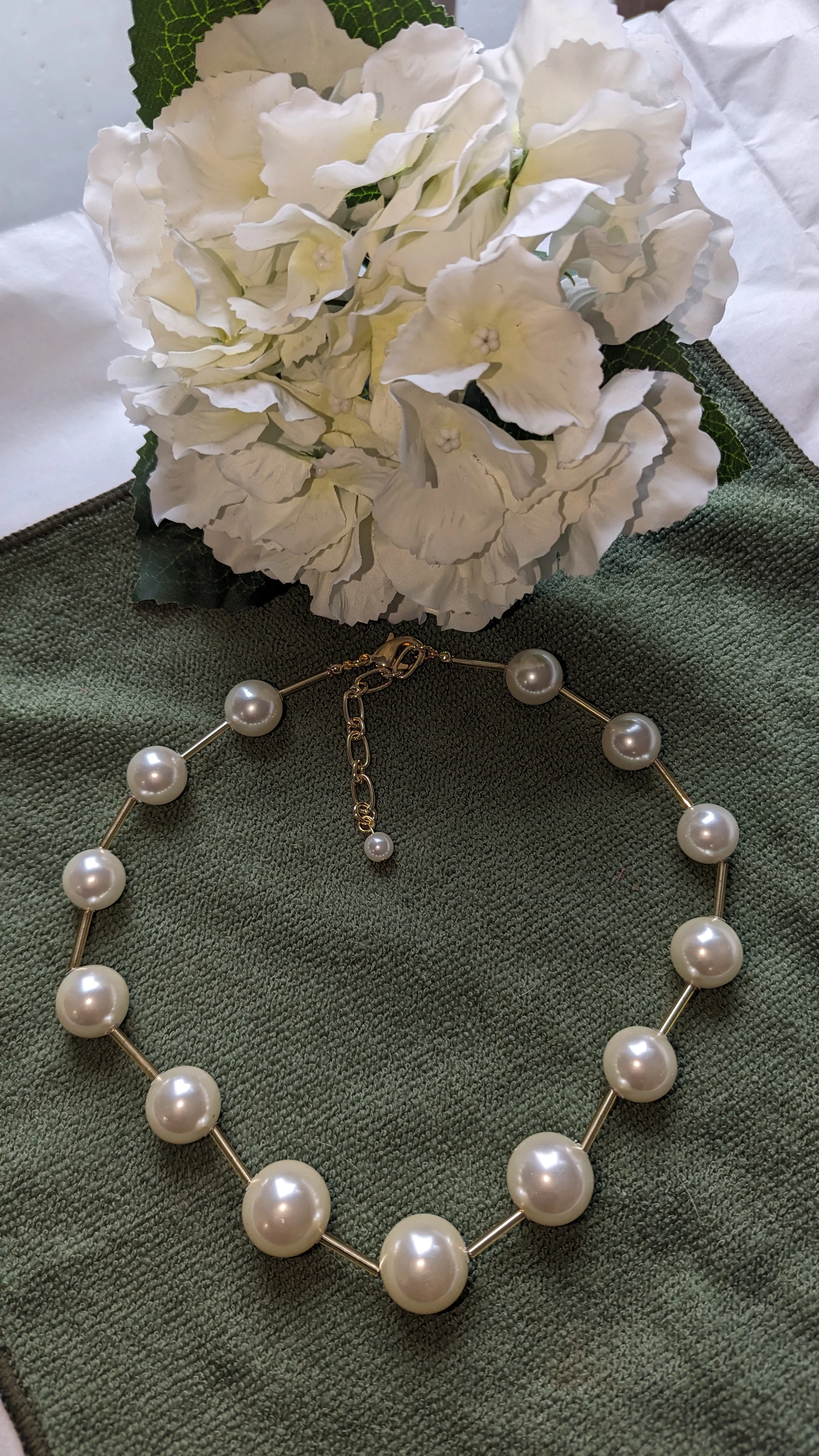 Ivory medium size pearl necklace - Image 4
