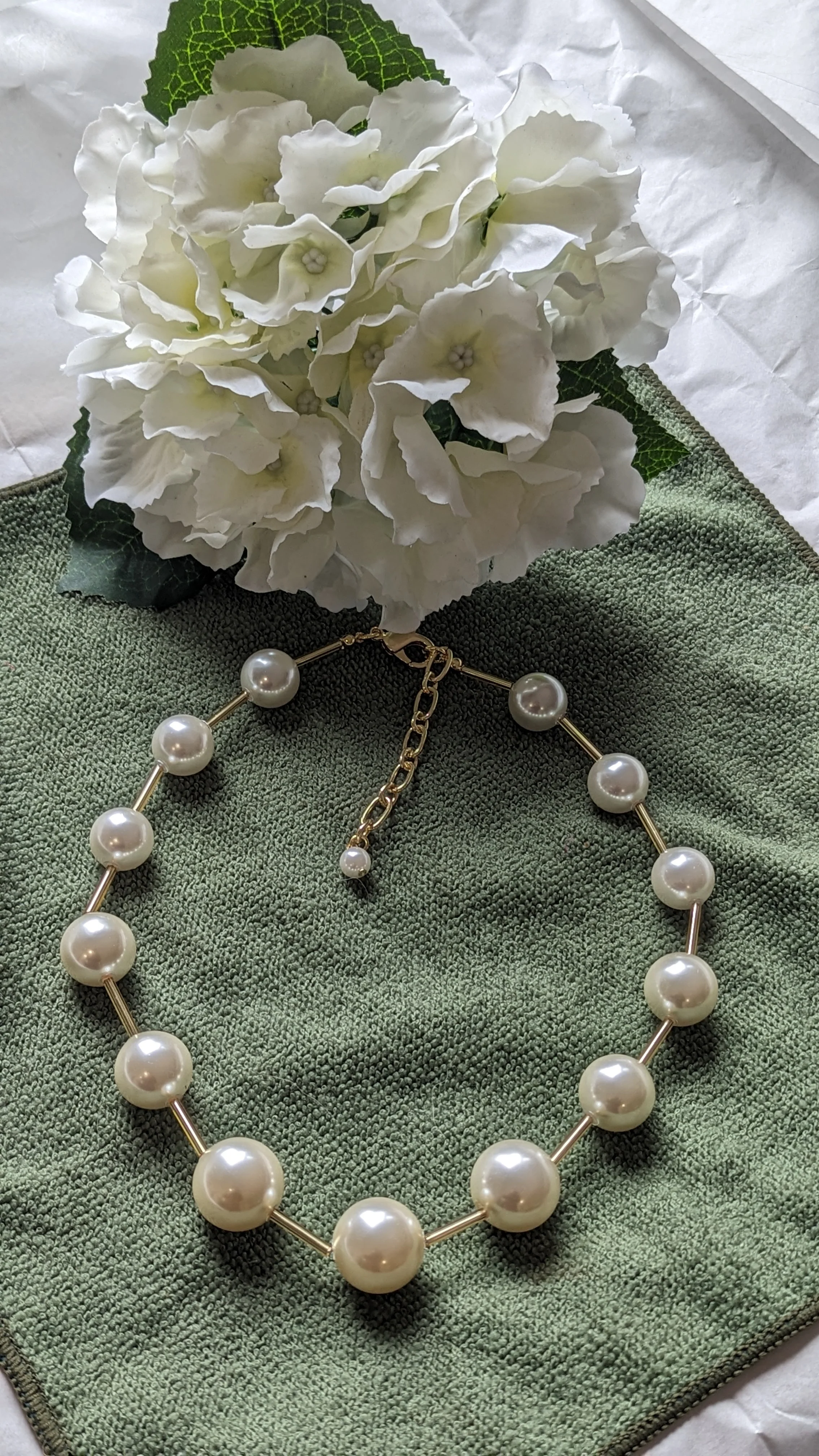 Ivory medium size pearl necklace - Image 6