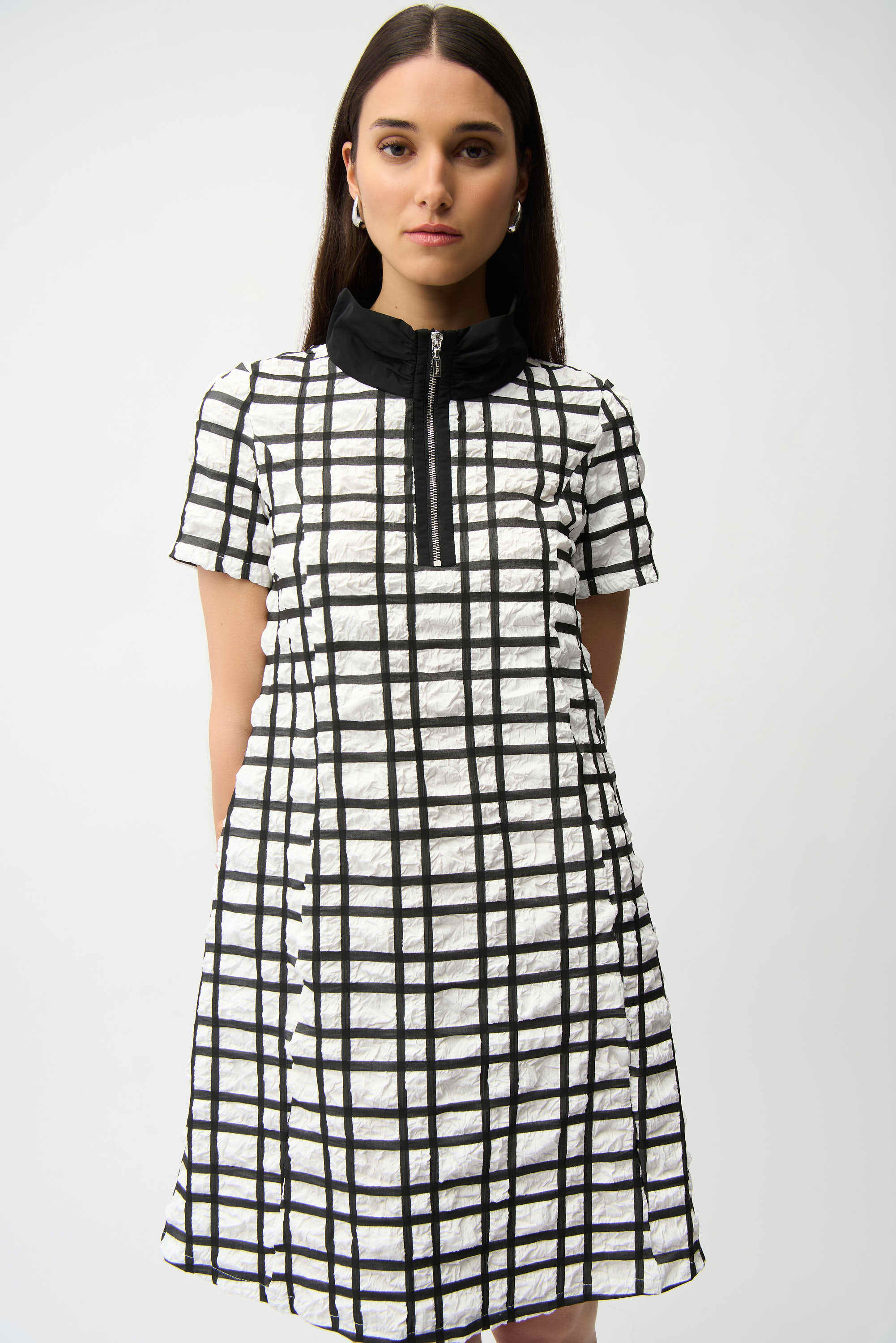 Jacquard Plaid Print A-line Dress With Contrast Detail
261307 - Image 3