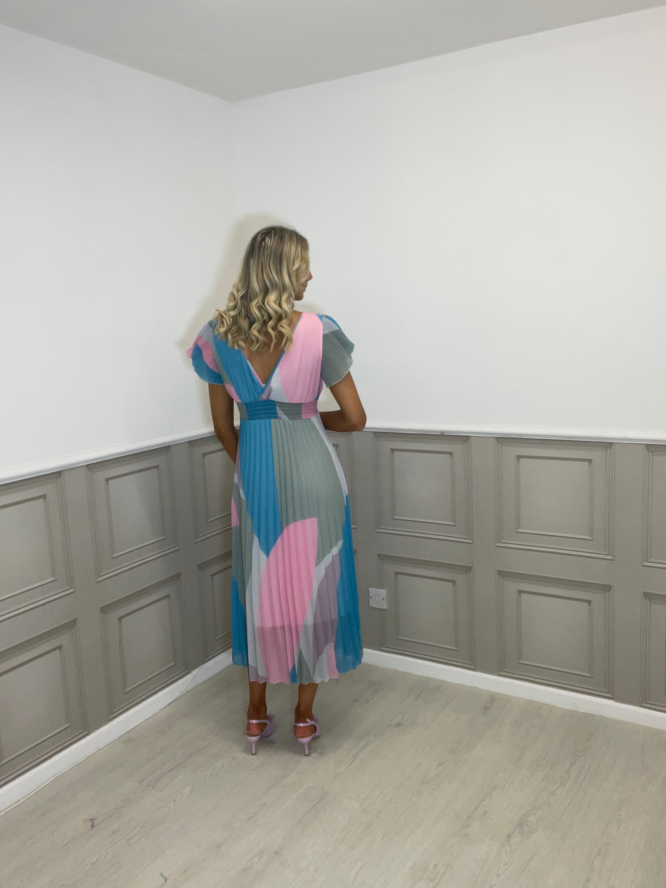 Jenny soft pink and blue dress - Image 5