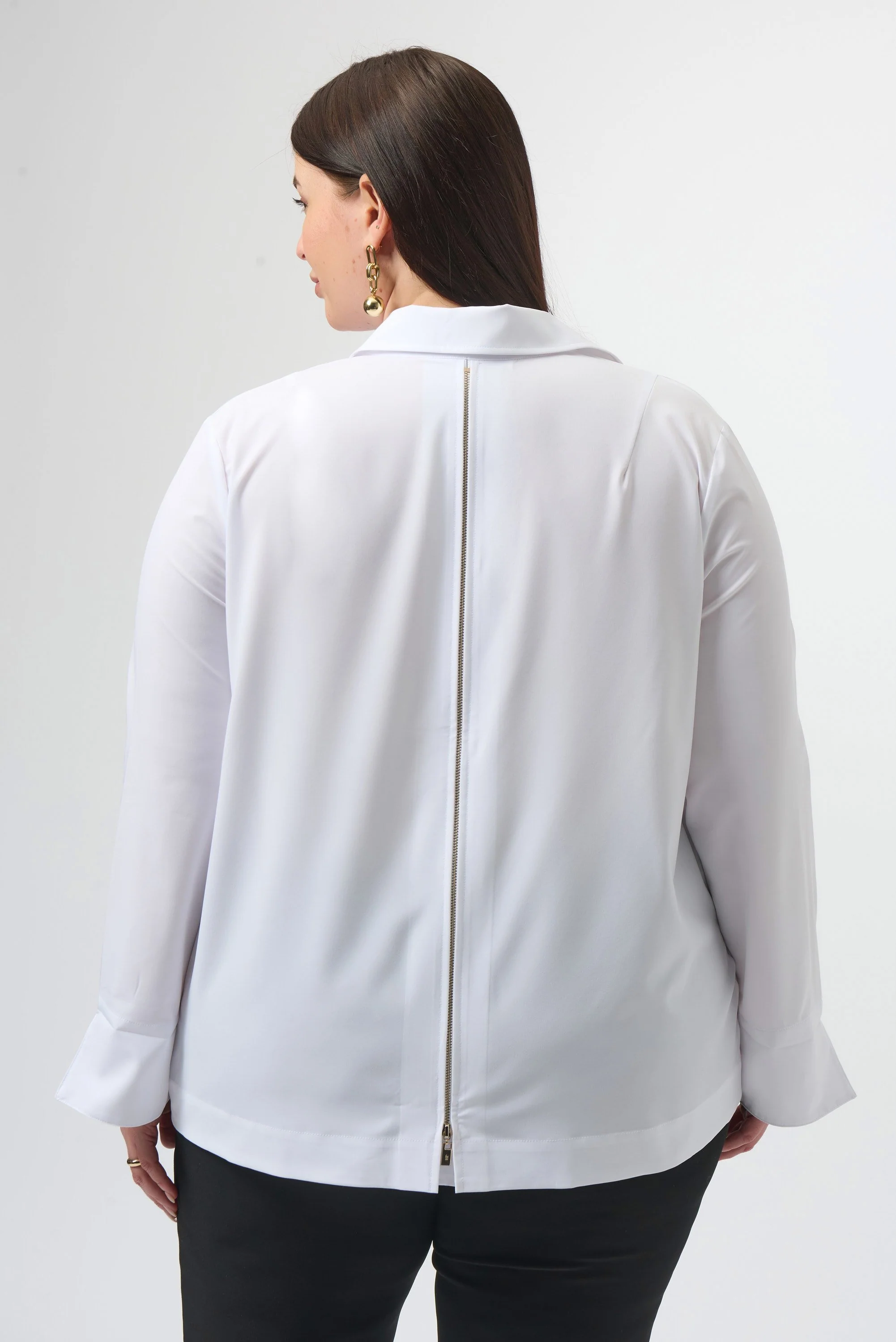 JOESPH RIBKOFF 253923 Stretch Poplin Button-Front Blouse with Zipper Accent in optic white - Image 6