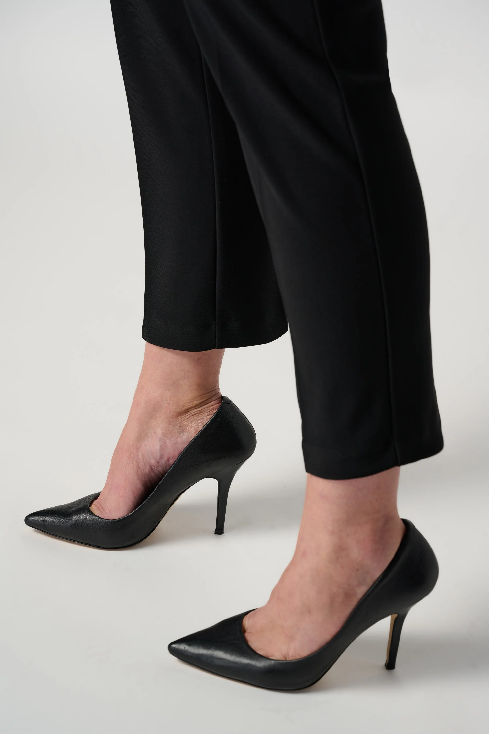 JOSEPH RIBKOFF 181089NOS Classic Cropped Pant - Black - Image 3