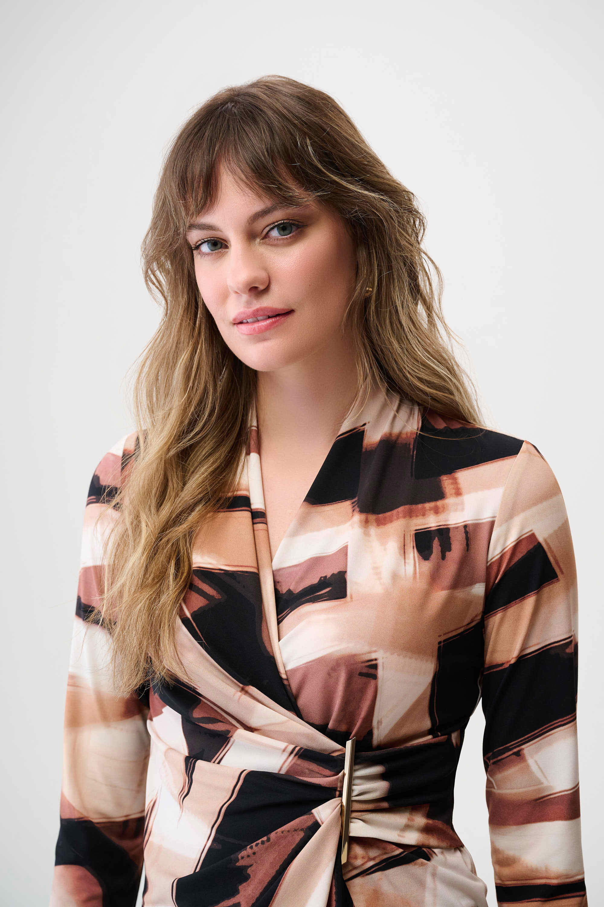 JOSEPH RIBKOFF 254218 Silky Knit Abstract Print Fitted Wrap Top in black/brown - Image 3