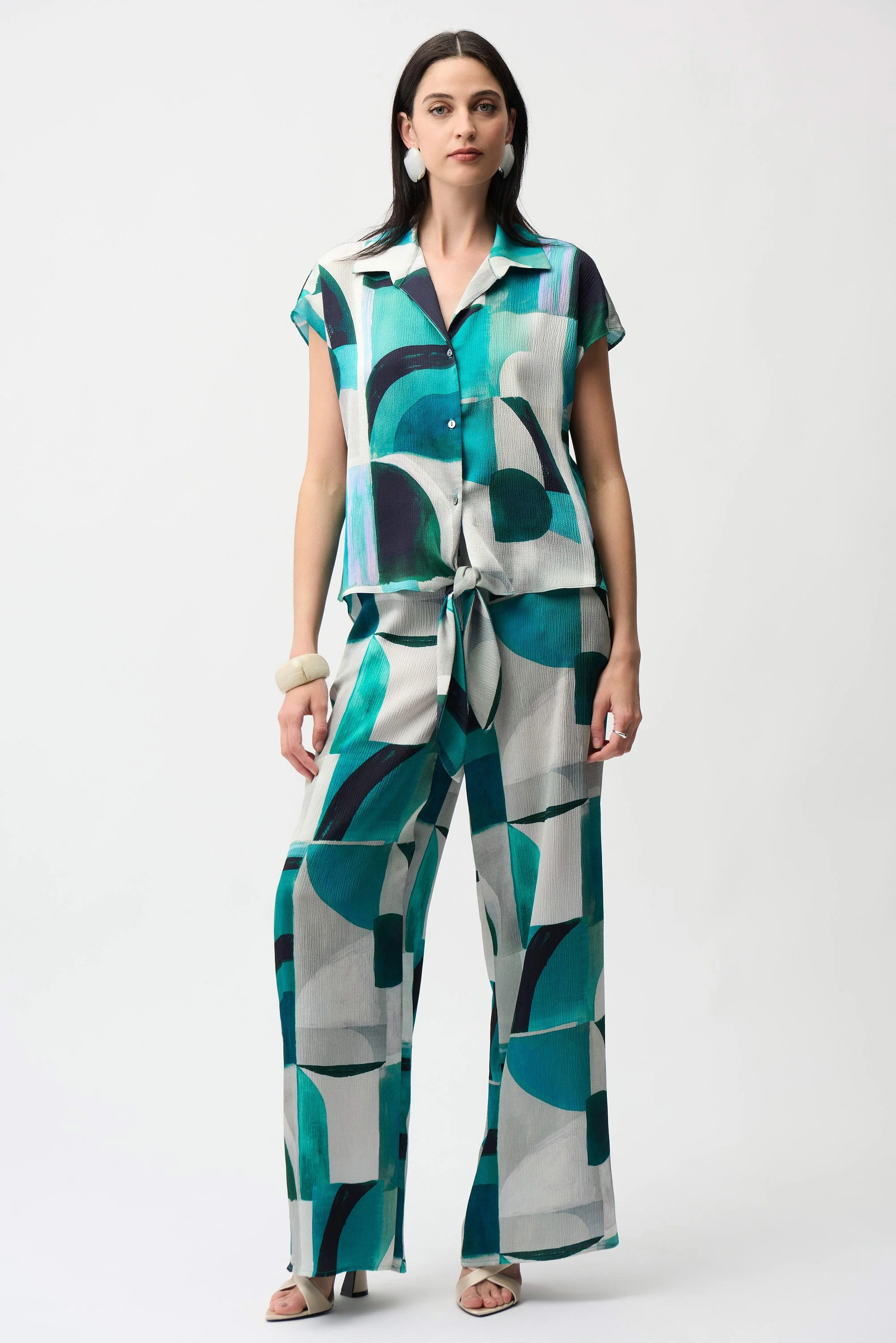 JOSEPH RIBKOFF 261042 Textured Satin Geometric Print Wide Leg Pull-On Pants