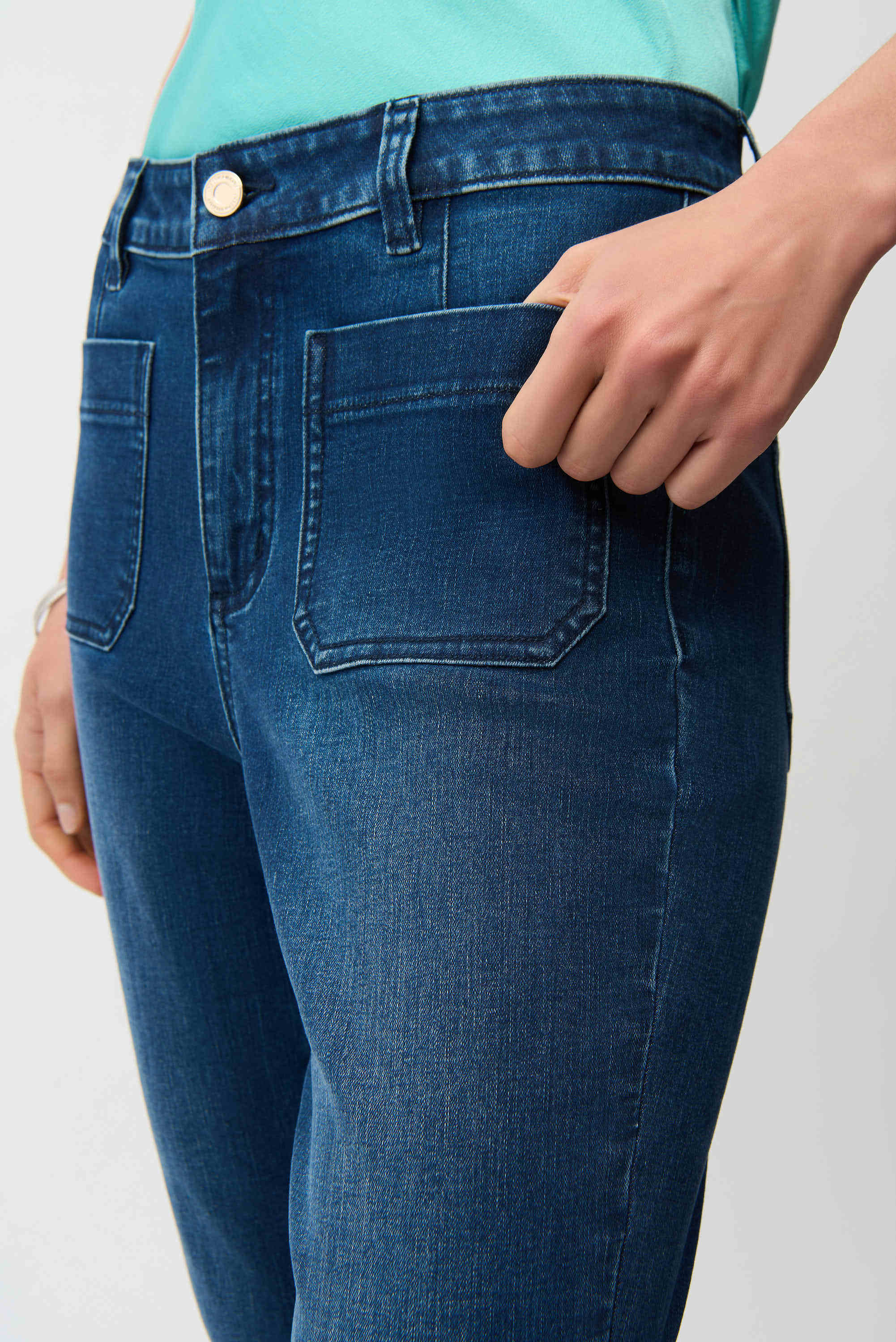 JOSEPH RIBKOFF 261956 Flare Jeans With Patch Pockets - Image 4