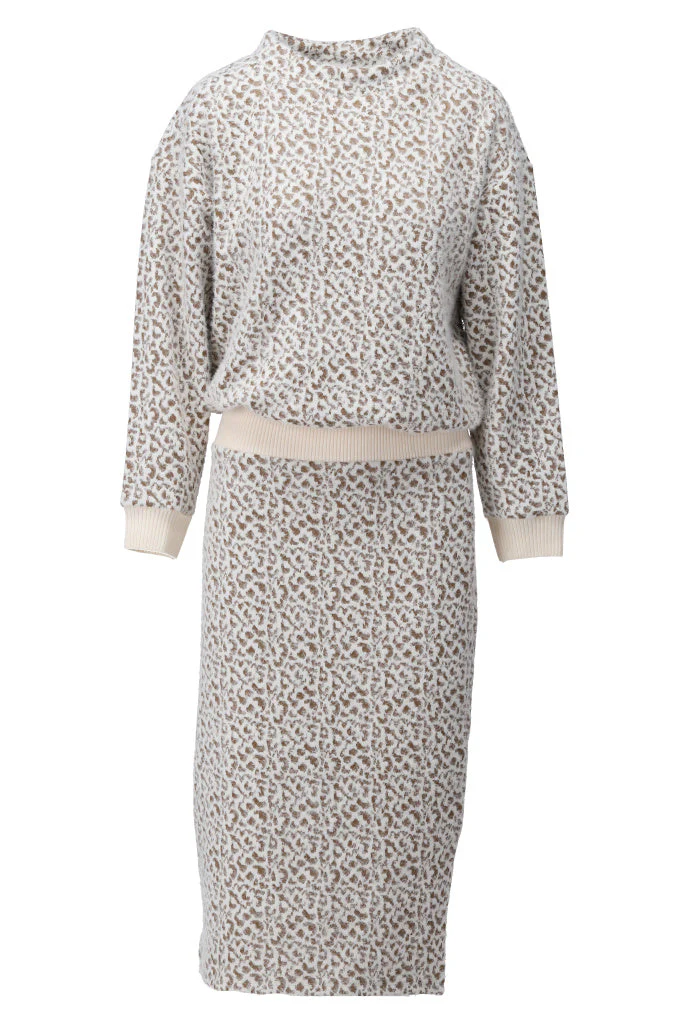 K Design Midi Pattern Dress - Image 3