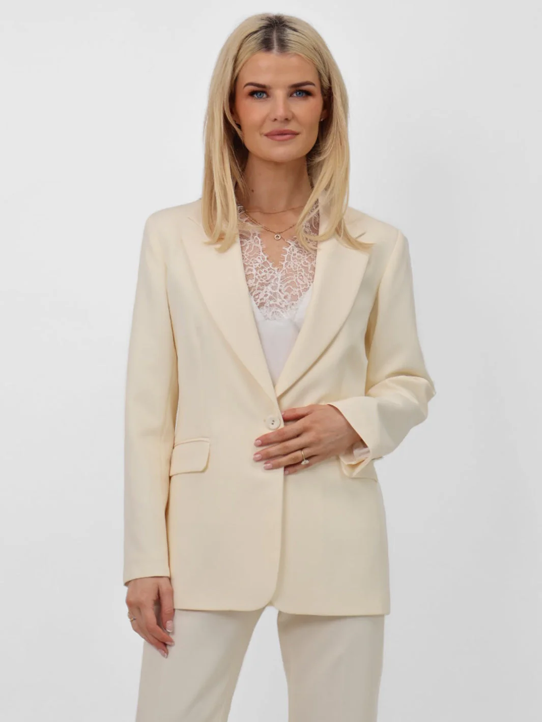 Kate and Pippa sassari blazer - Image 2