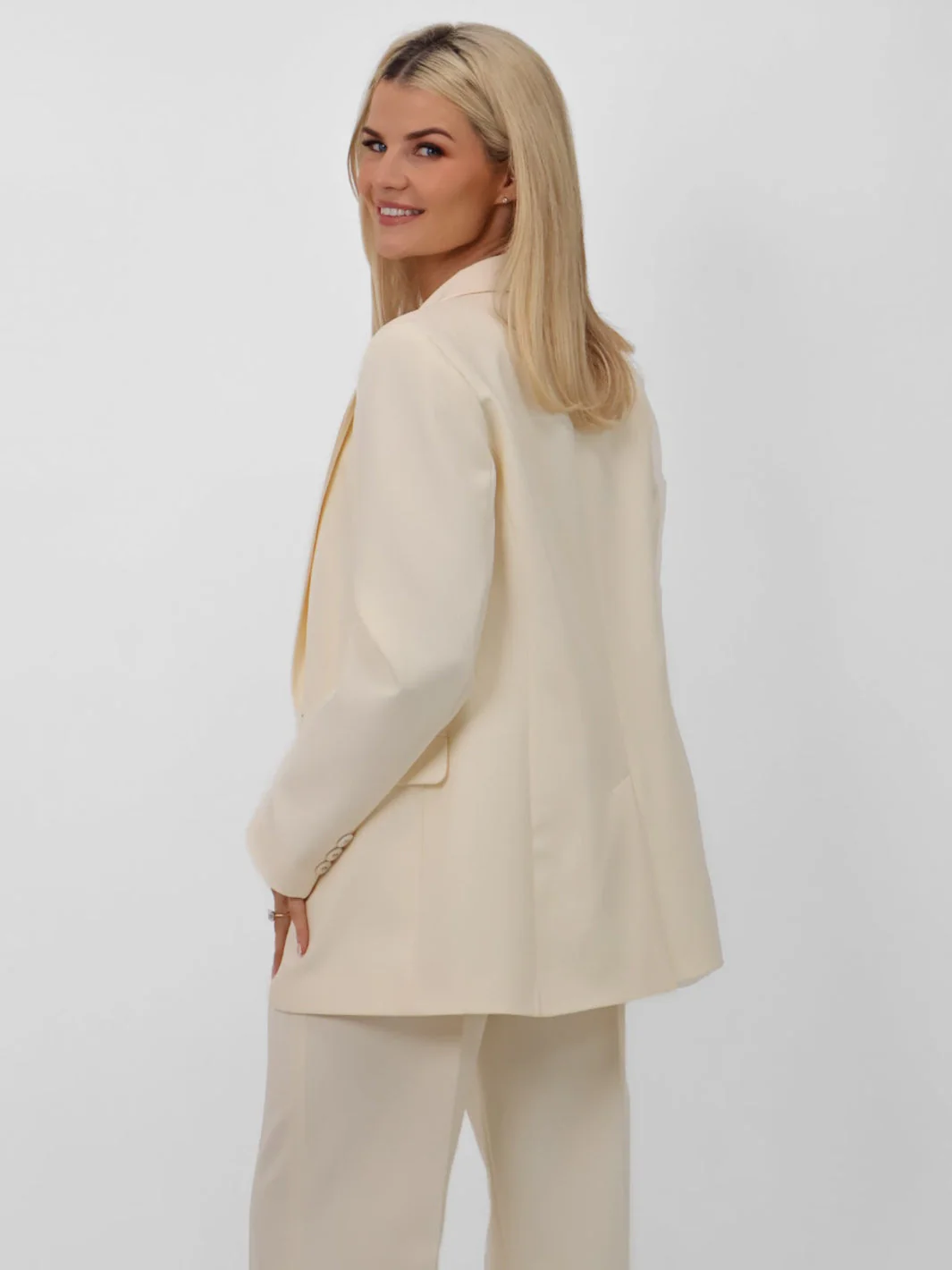 Kate and Pippa sassari blazer - Image 3