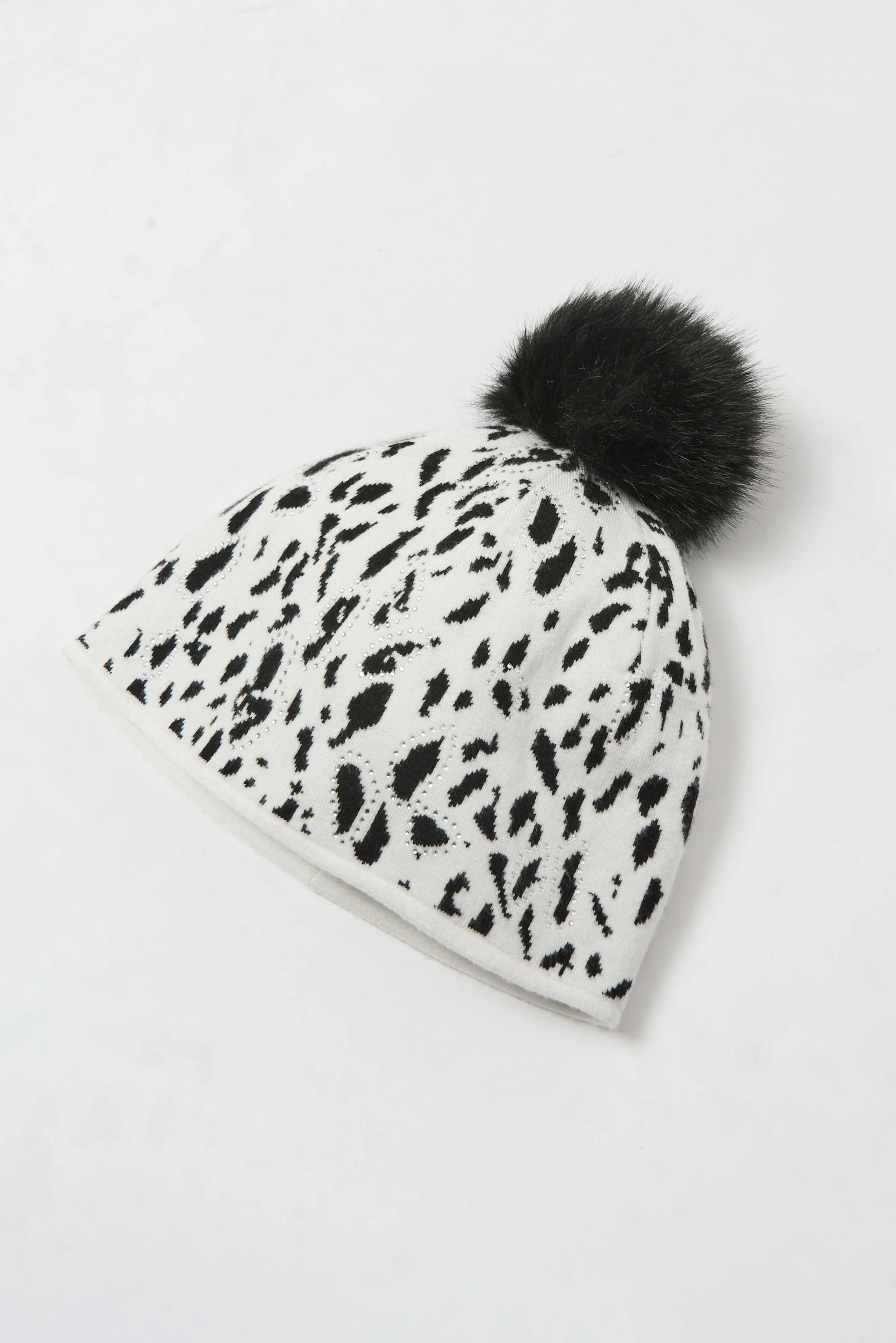Knitted Animal Print Pompom Hat
253971 - Image 3