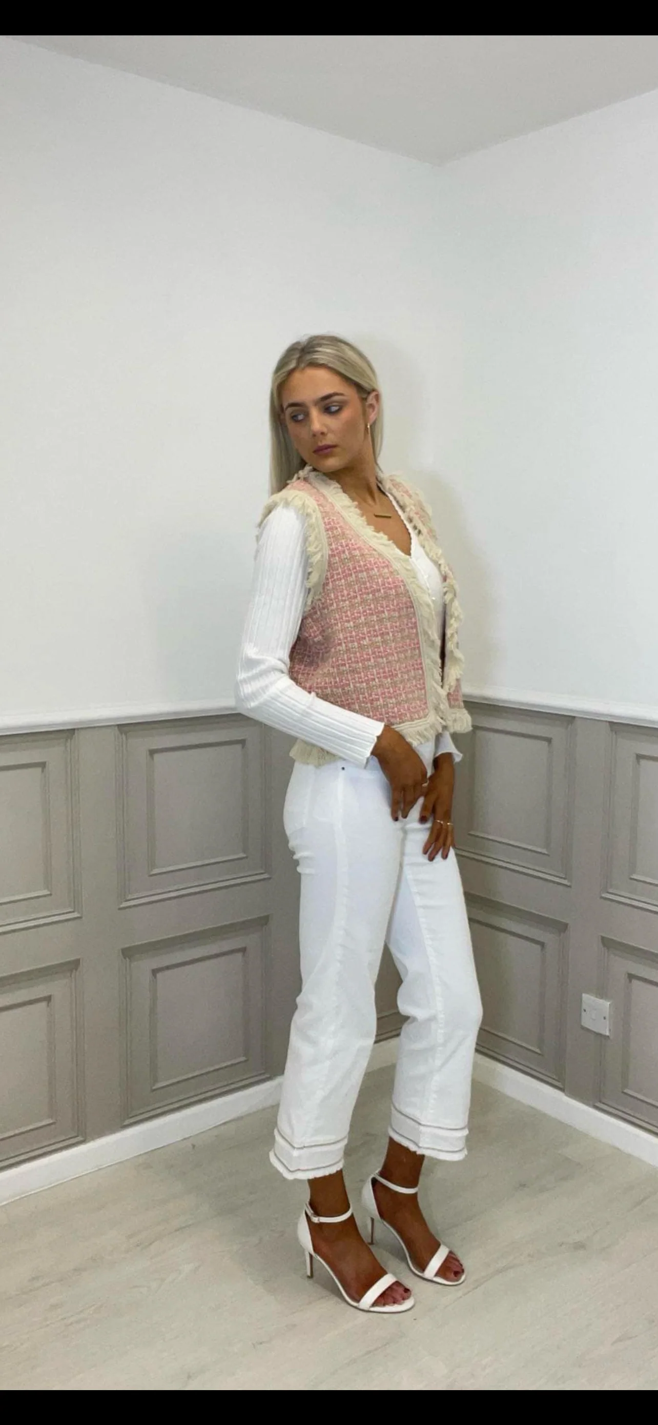 Knitted Short Soft knit Gilet Multicolour - Image 3