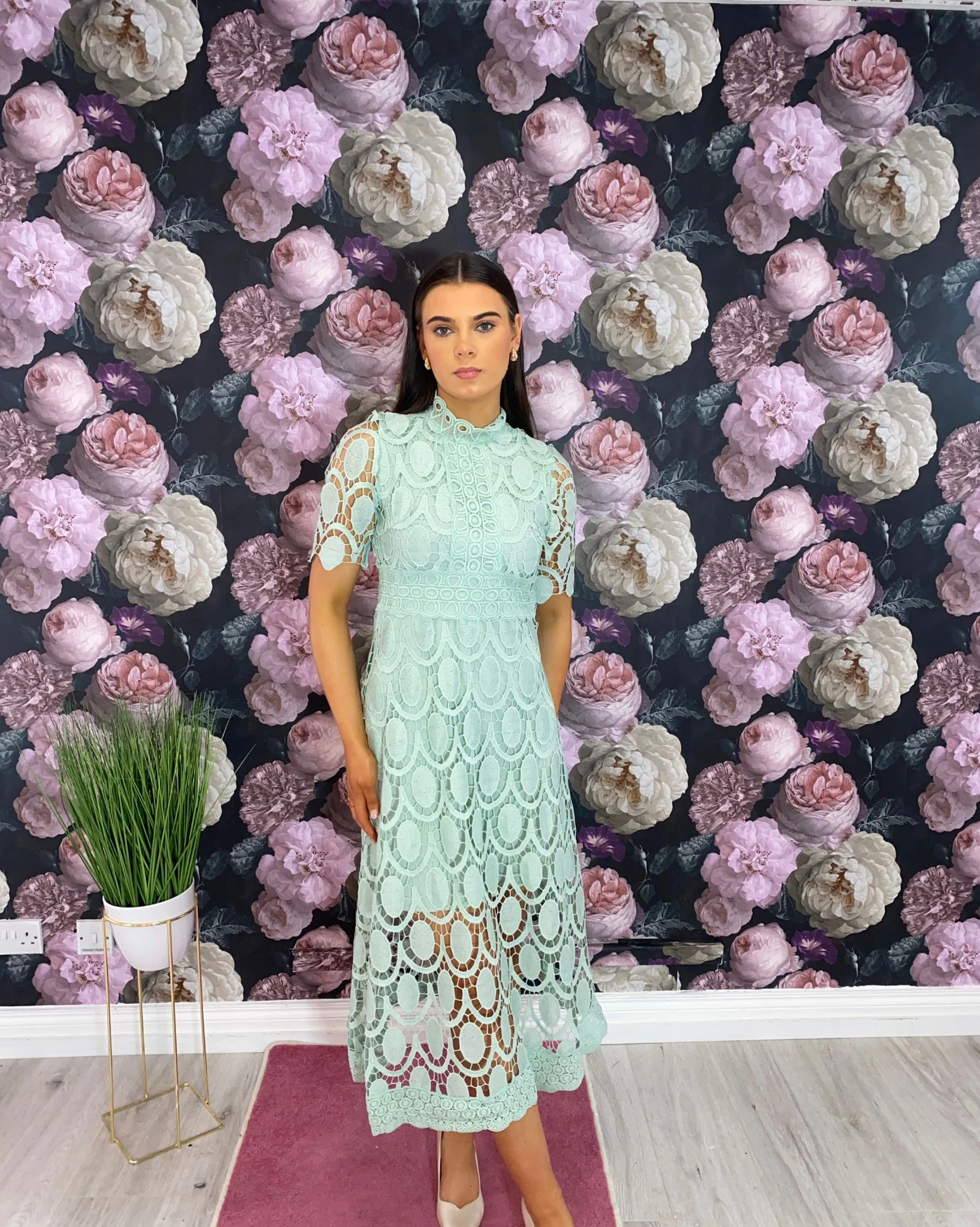 Lacey sage dress - Image 3
