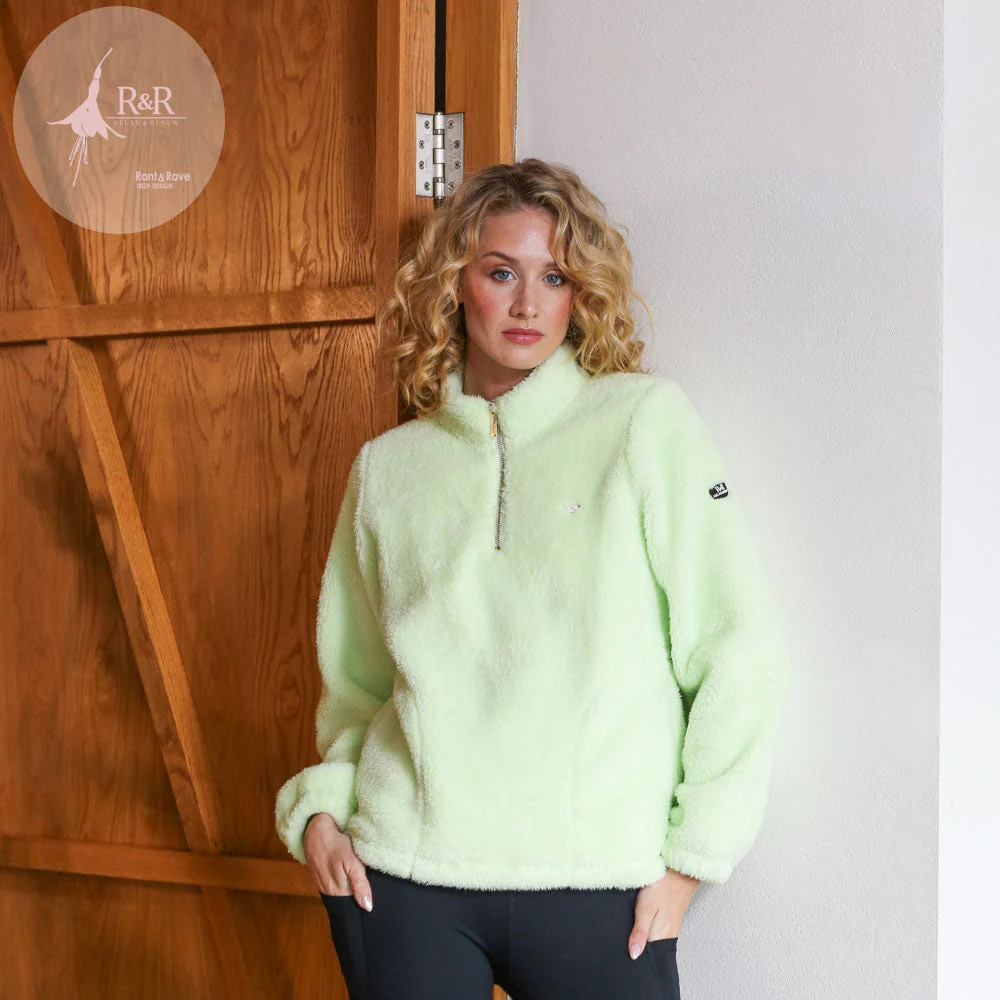 Lara pale green zip - Image 2