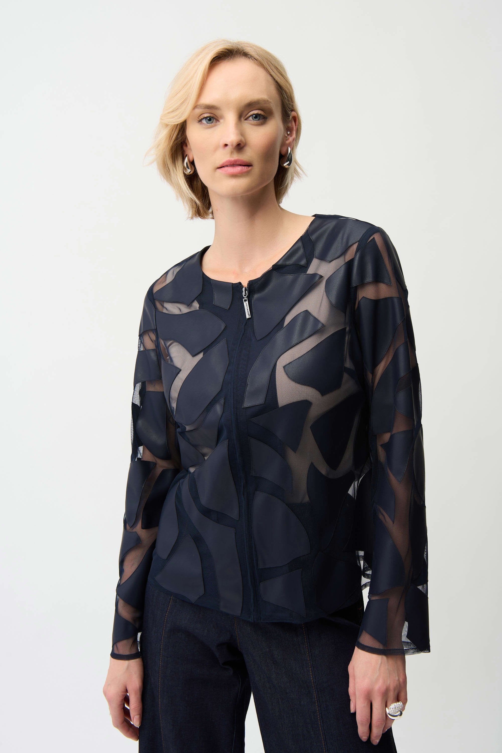 Laser Cut Leatherette Giraffe Print Fitted Jacket
261906 - Image 2