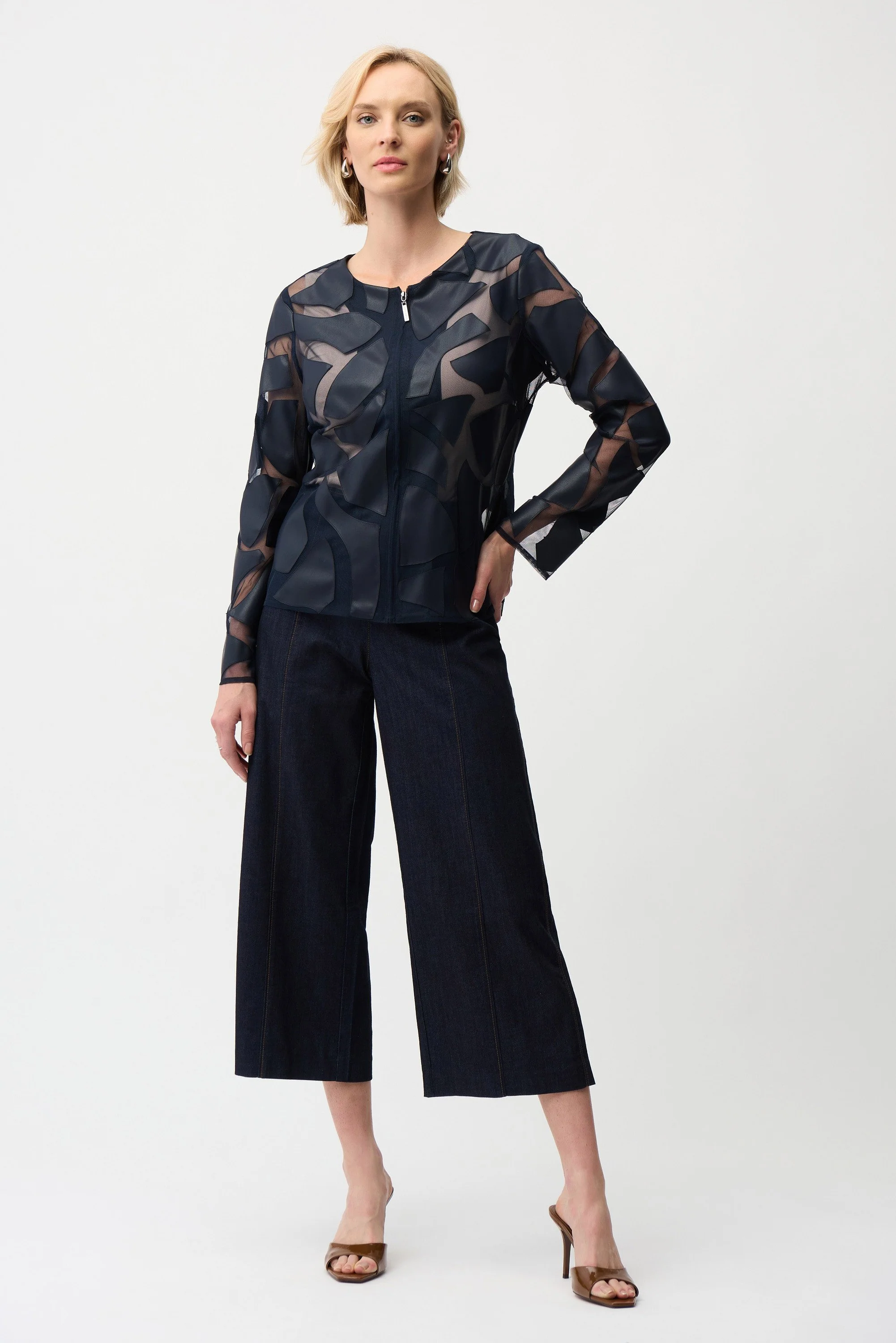 Laser Cut Leatherette Giraffe Print Fitted Jacket
261906 - Image 3