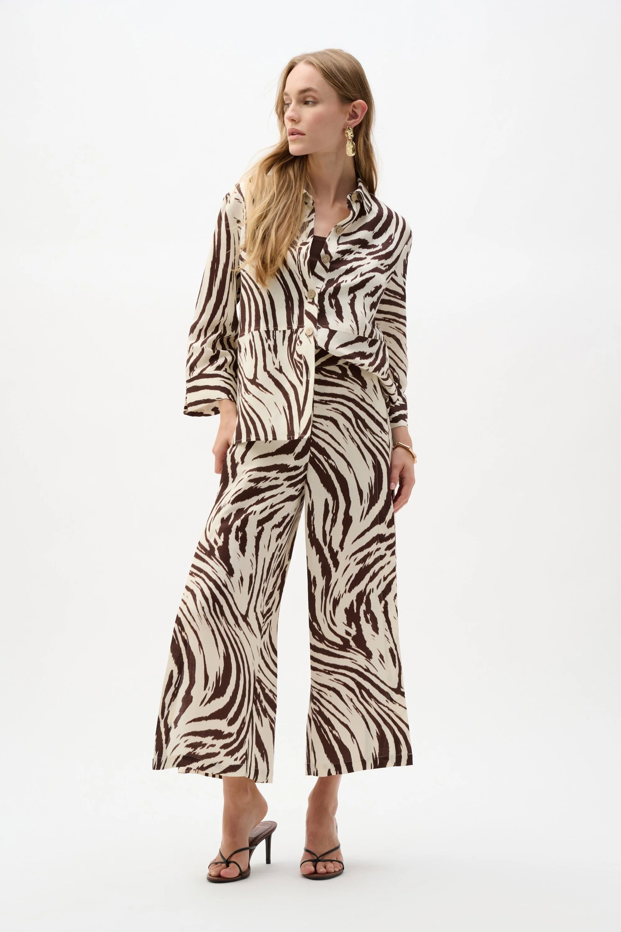 Linen Blend Animal Print A-Line Blouse Joseph Ribkoff
262943 - Image 2