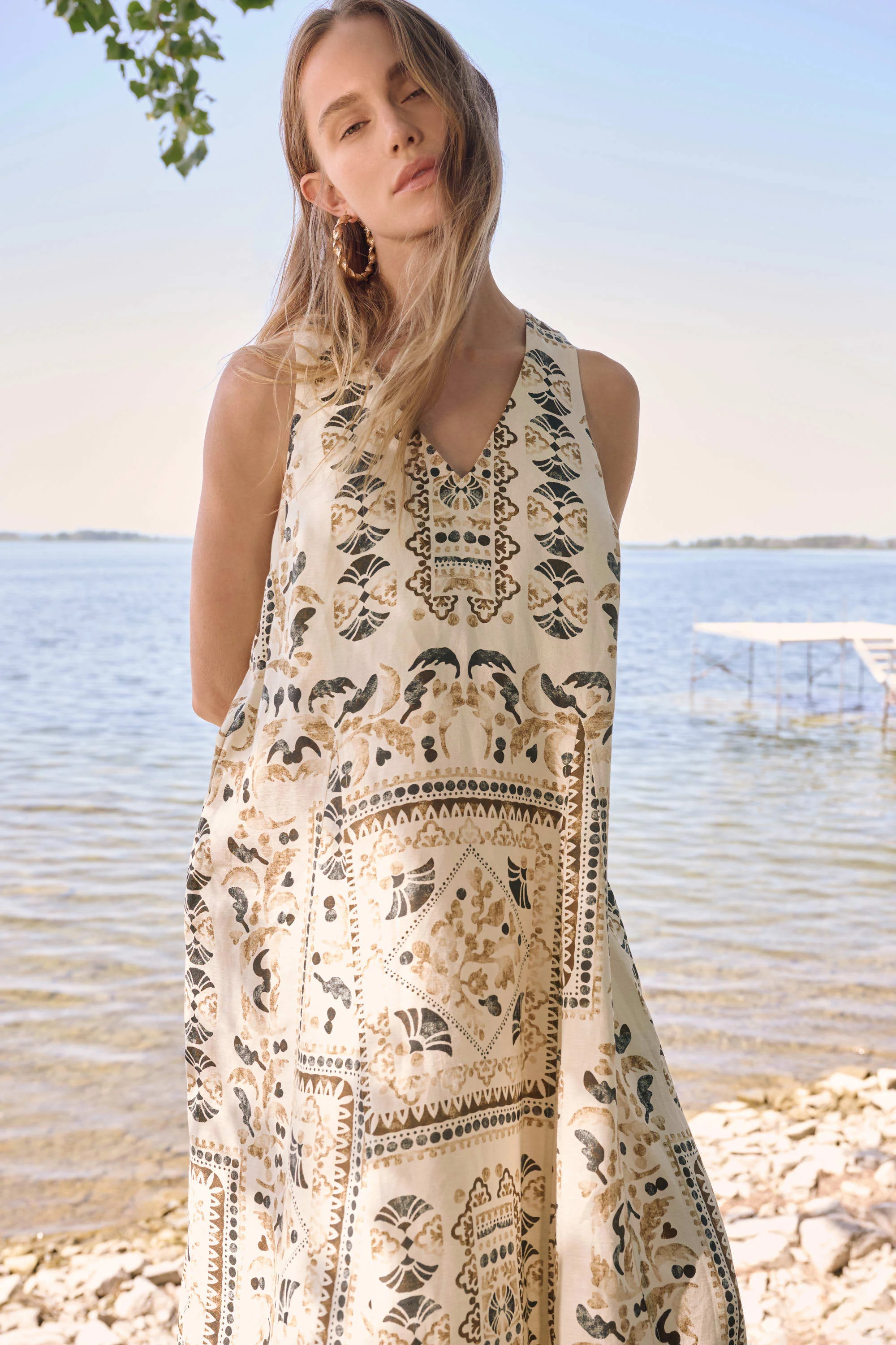 Linen Blend Scarf Print A-Line Dress
262908 Joseph Ribkoff - Image 5