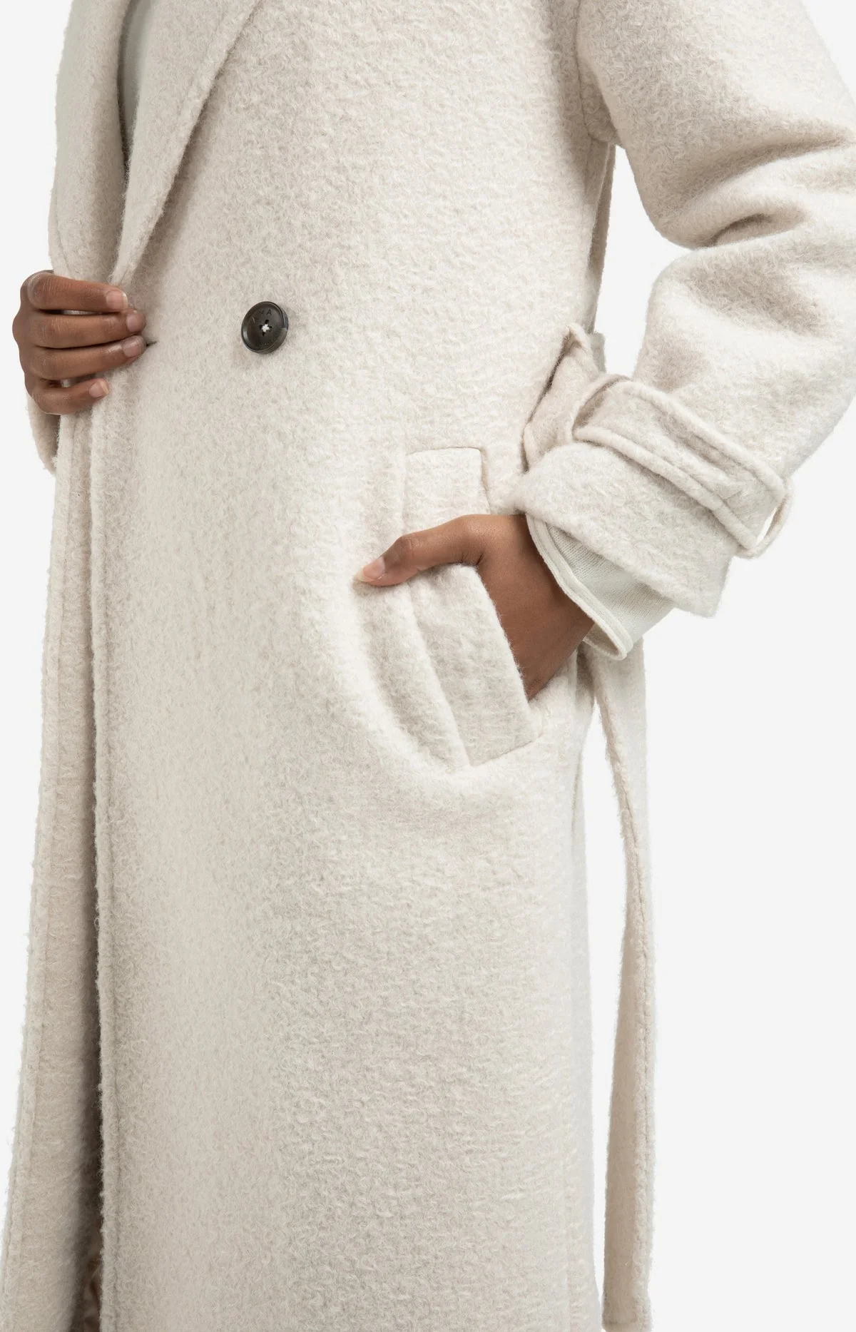 Long bouclé coat with belt and oversized fit - Image 5