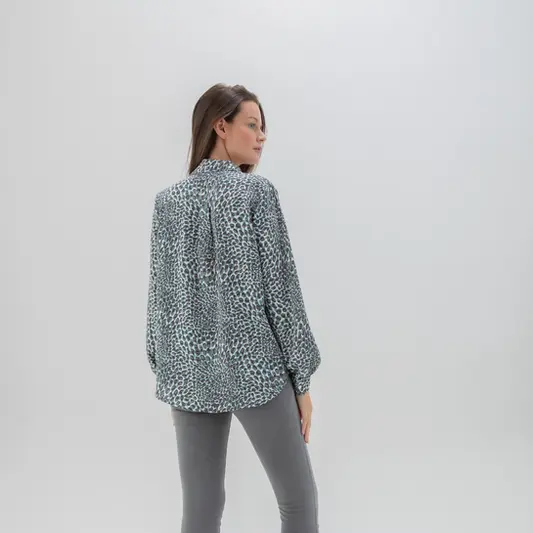 Marble animal print blue/grey blouse - Image 4