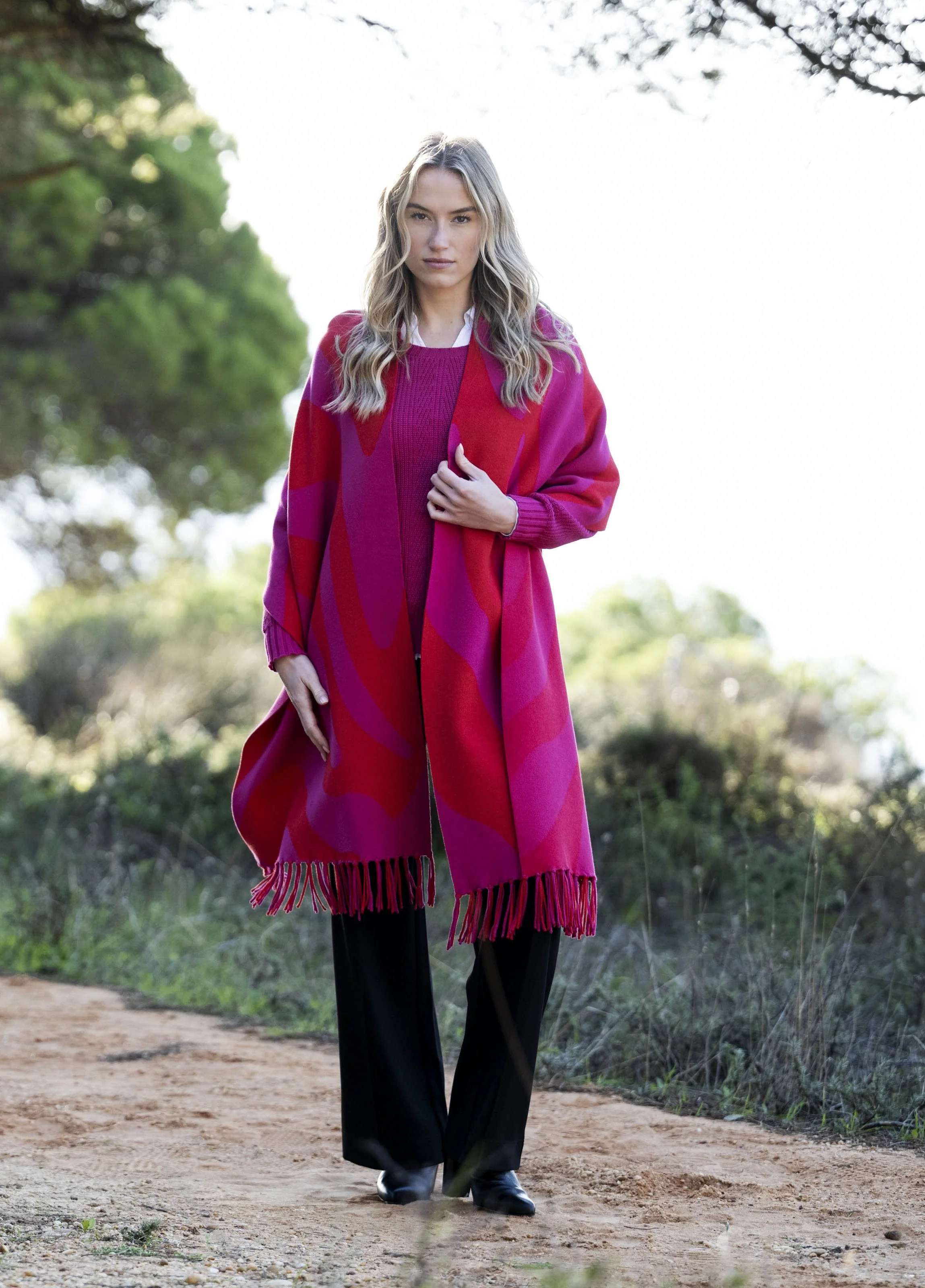 Marble scarf in pink/red - Image 3
