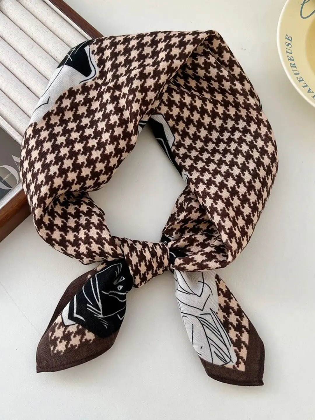 Patterned harmony scarf - Image 2