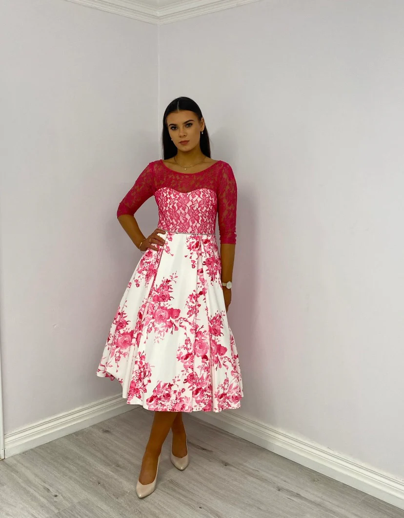 Pink/white dress - Image 4