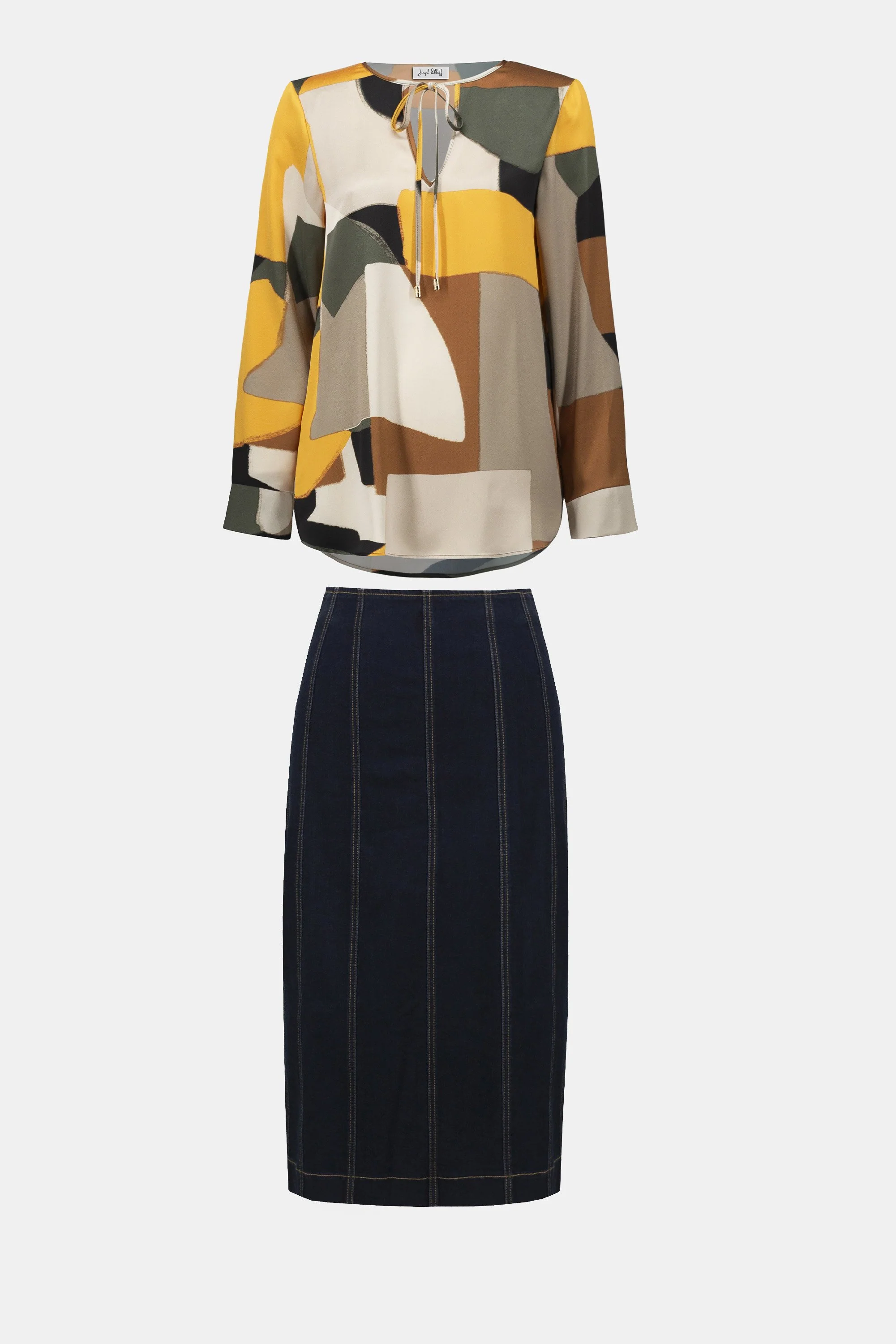 Recycled Satin Abstract Print Straight Tunic
253011 - Image 6