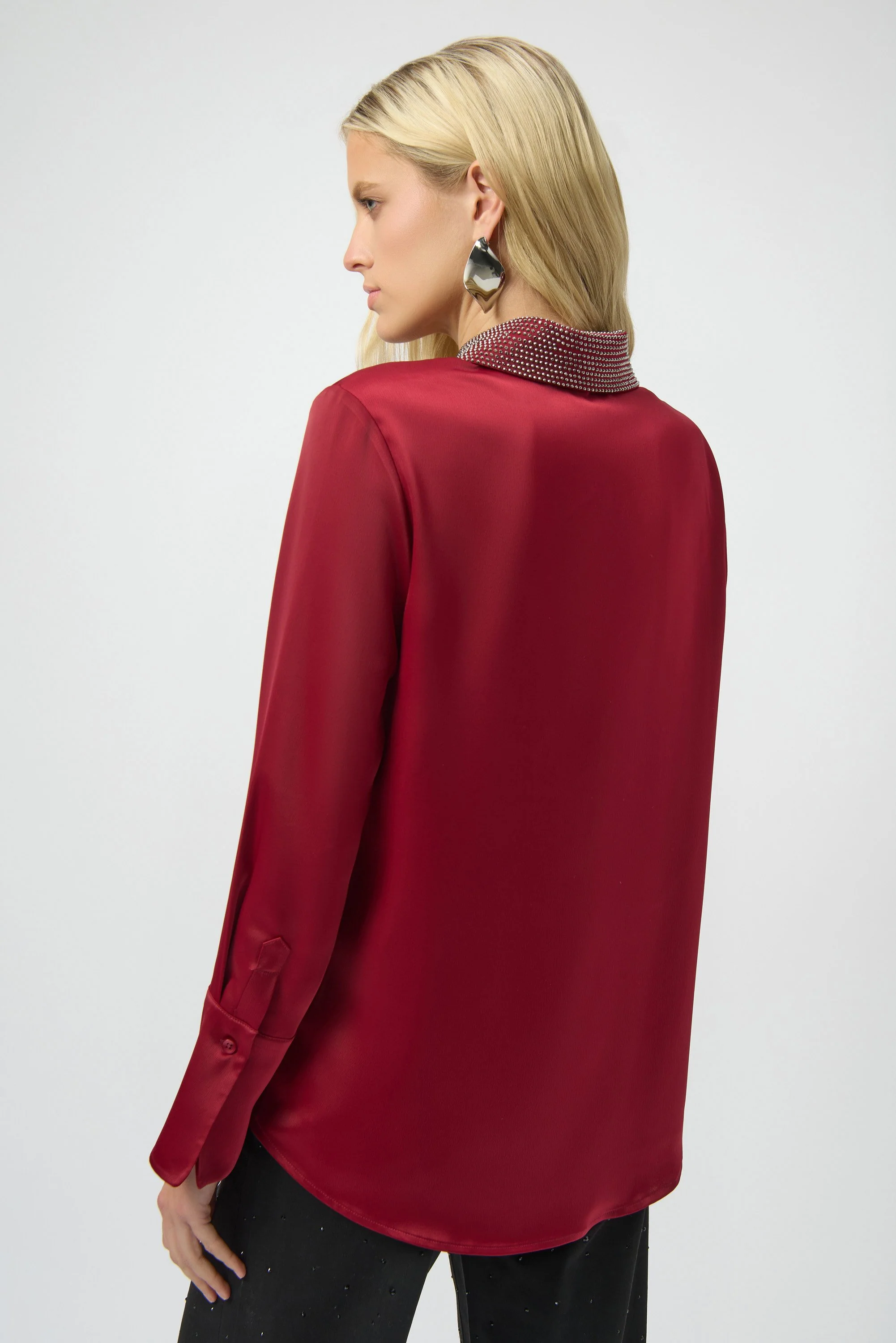 Satin Button-Front Blouse with Embellished Collar
254926 - Image 4