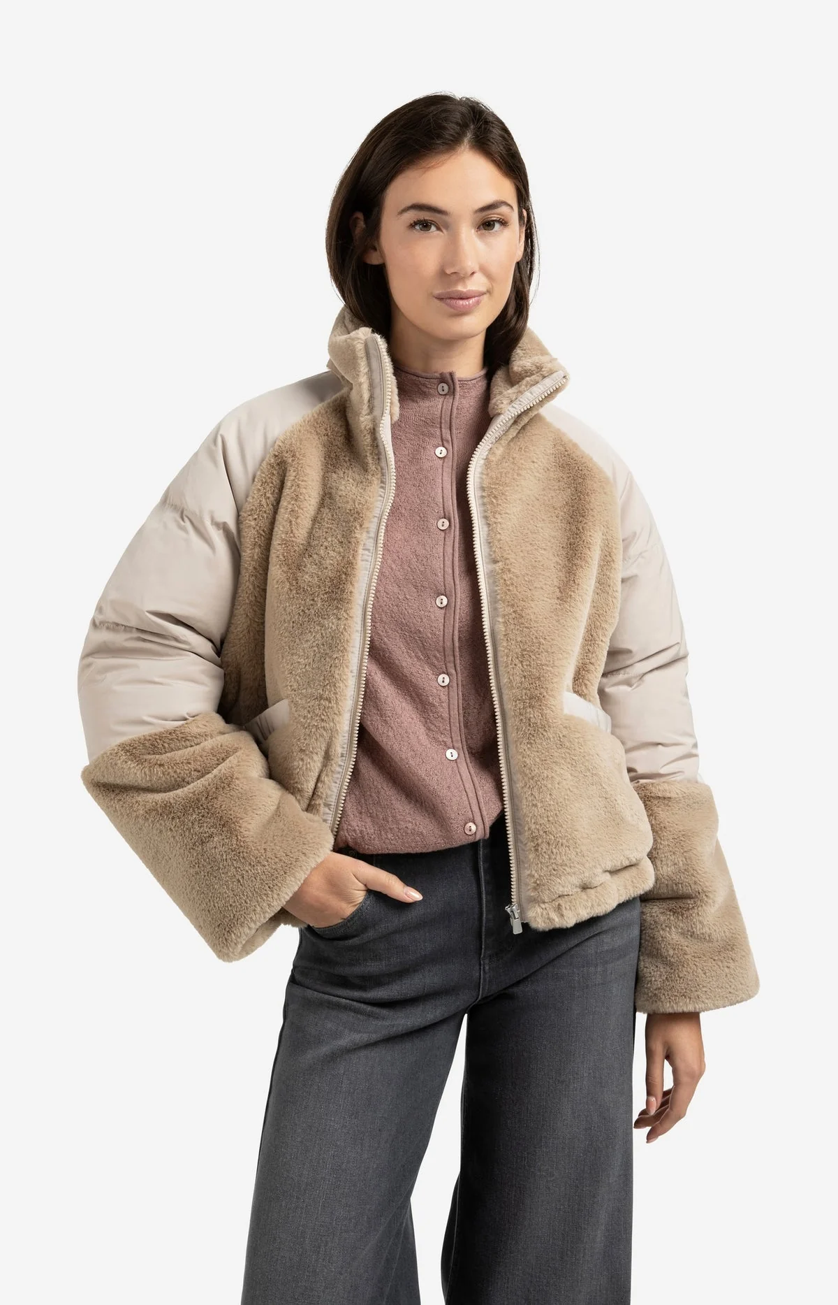 Short teddy jacket with padded sleeves - Image 2
