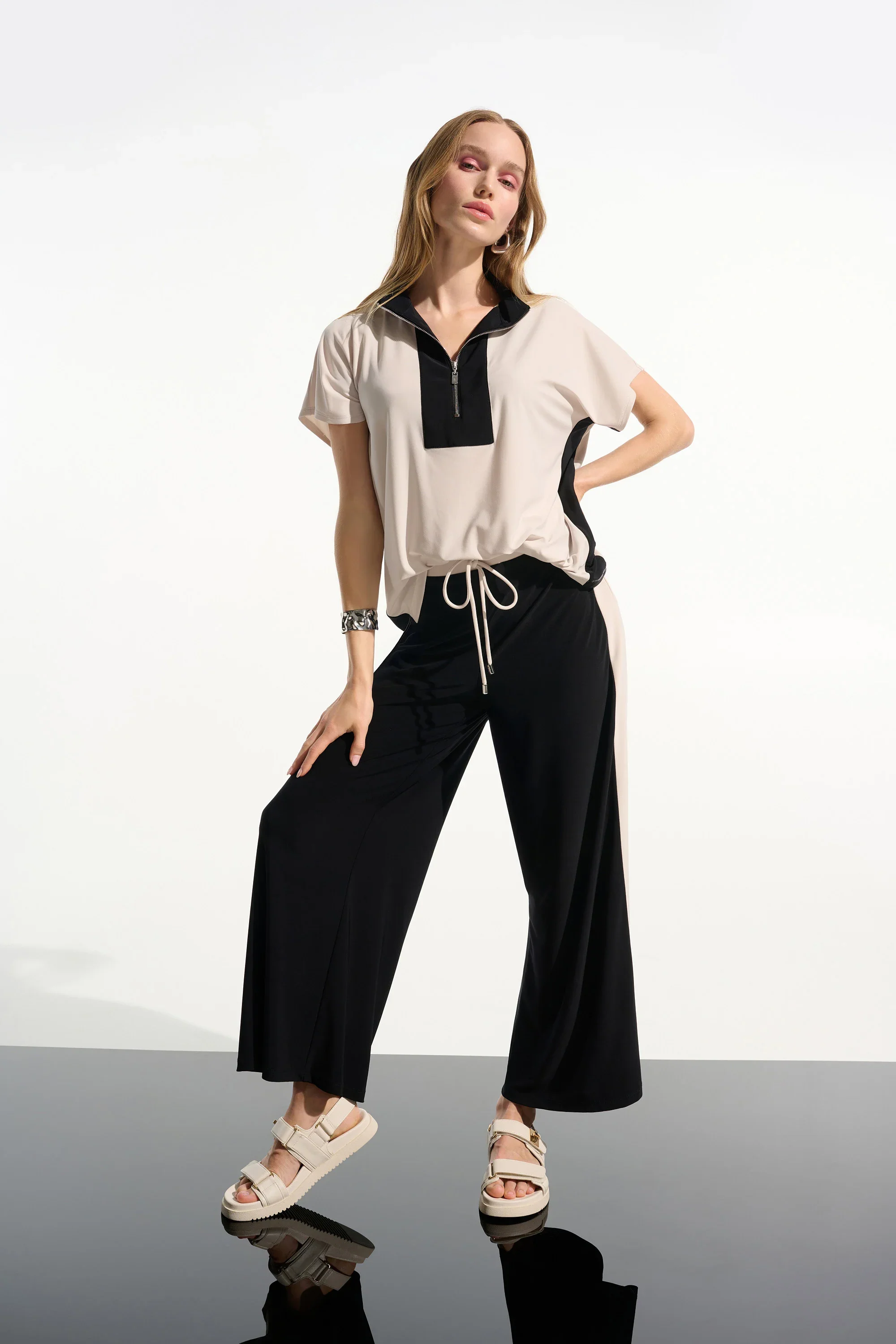 Silky Knit Color Block Straight Top With Zipped Collar
261611 - Image 2