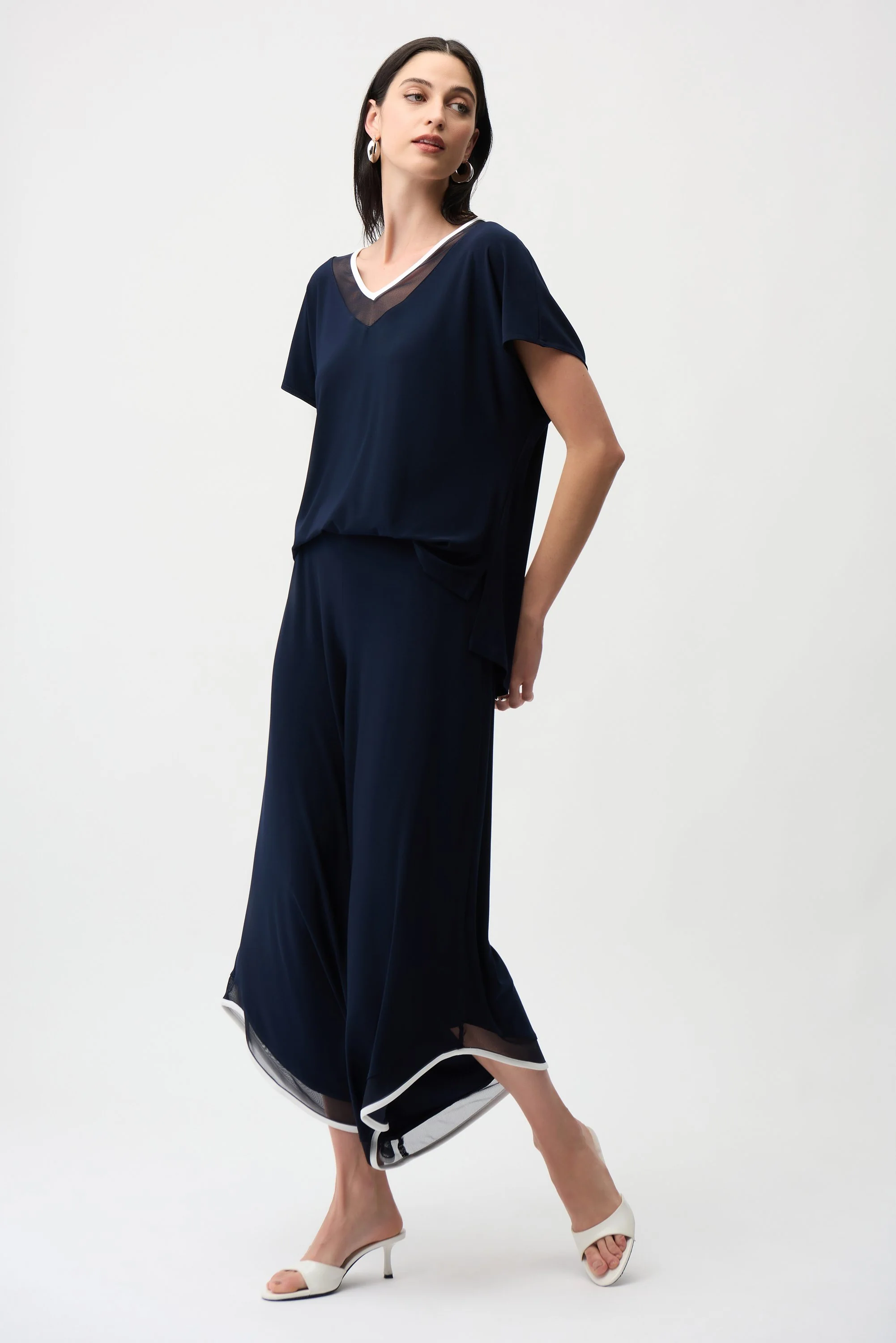 Silky Knit Color Block Wide Leg Culotte Jumpsuit
261012