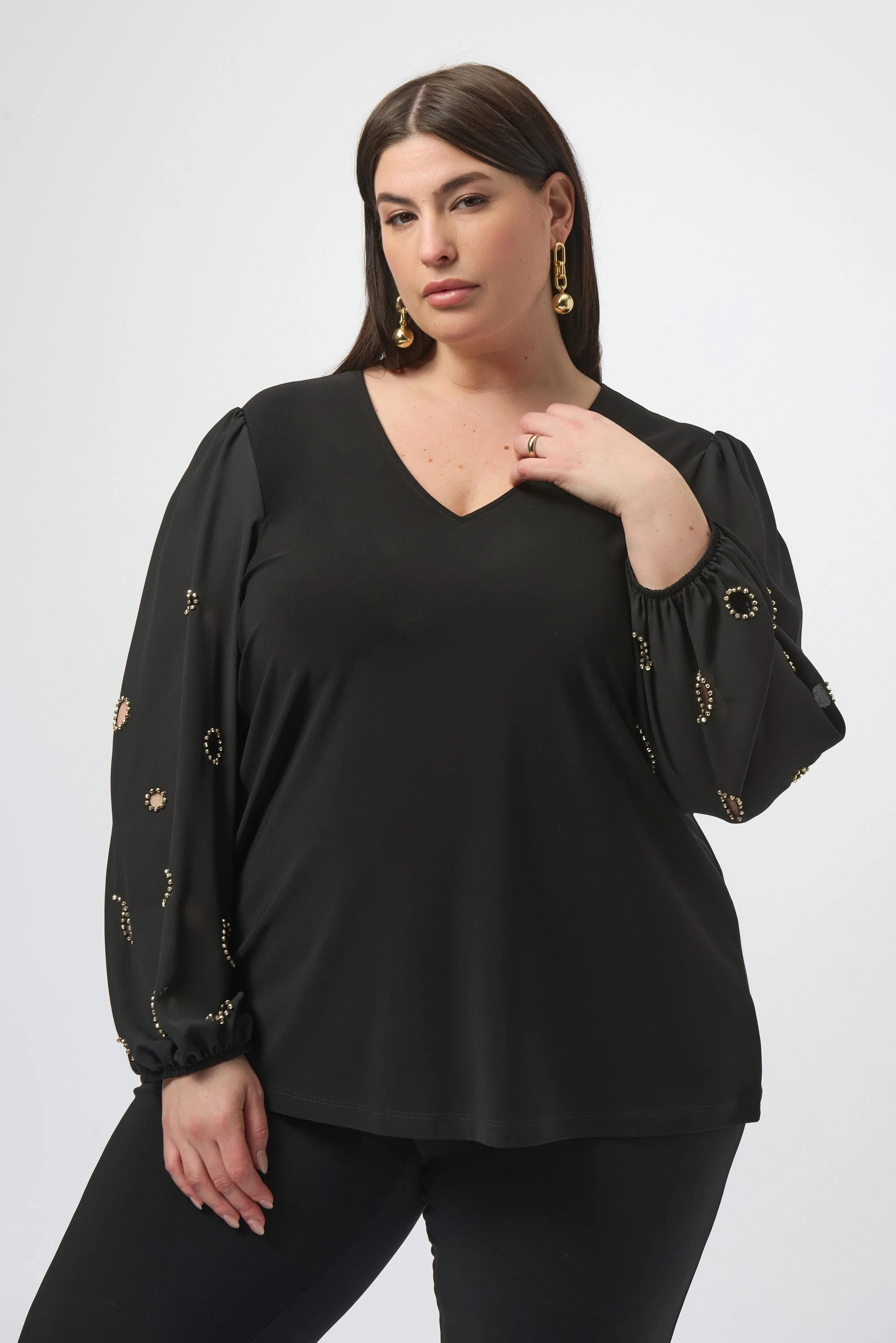Silky Knit & Georgette Top With Sleeve Beading
253084 - Image 5