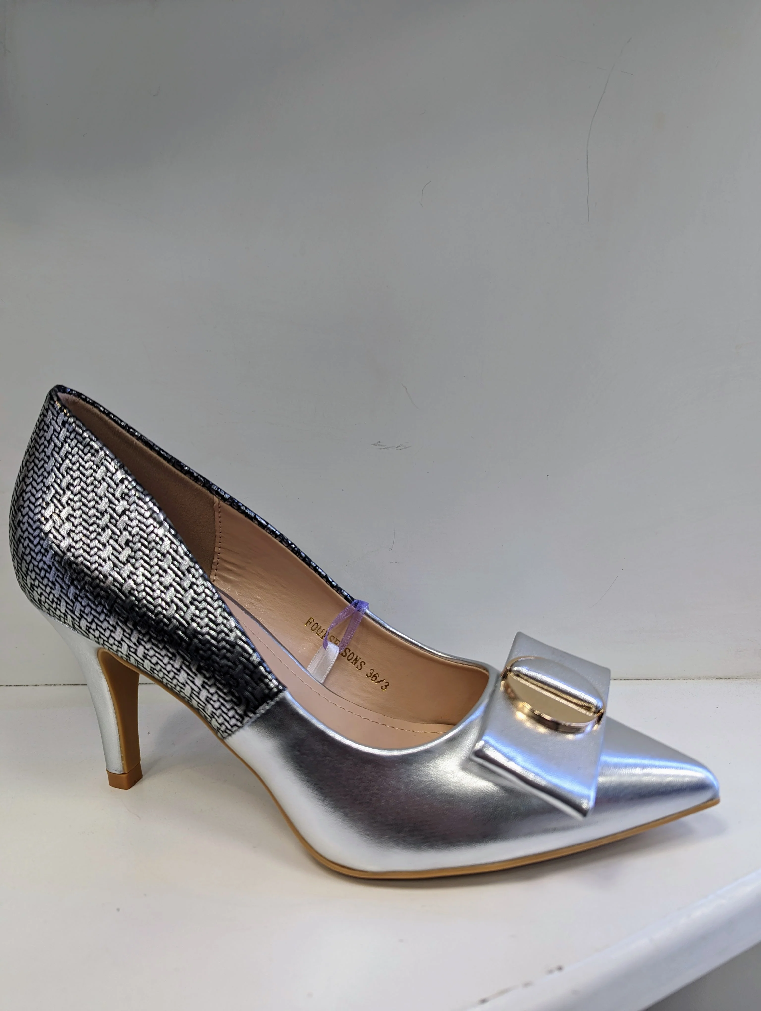 Silver moon shoe - Image 4