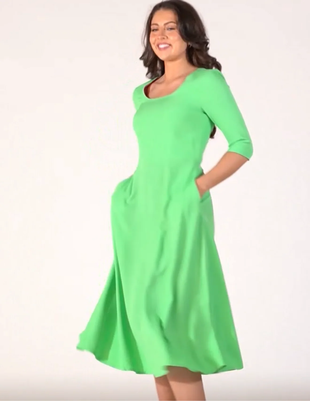 Sisolei green dress - Image 3
